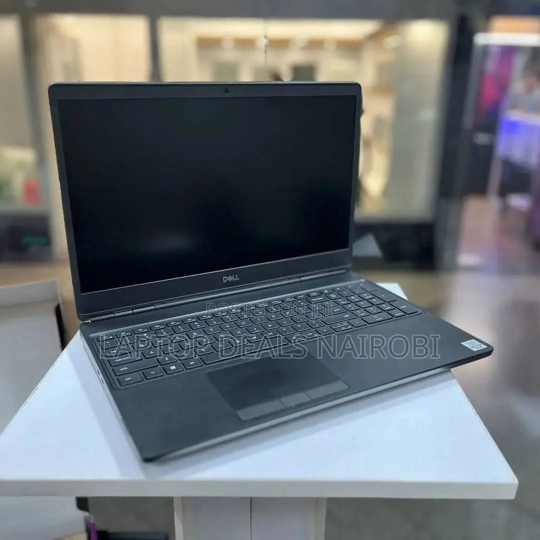 Laptop Dell Precision 15 7550 16GB Intel Core I7 SSD 512GB