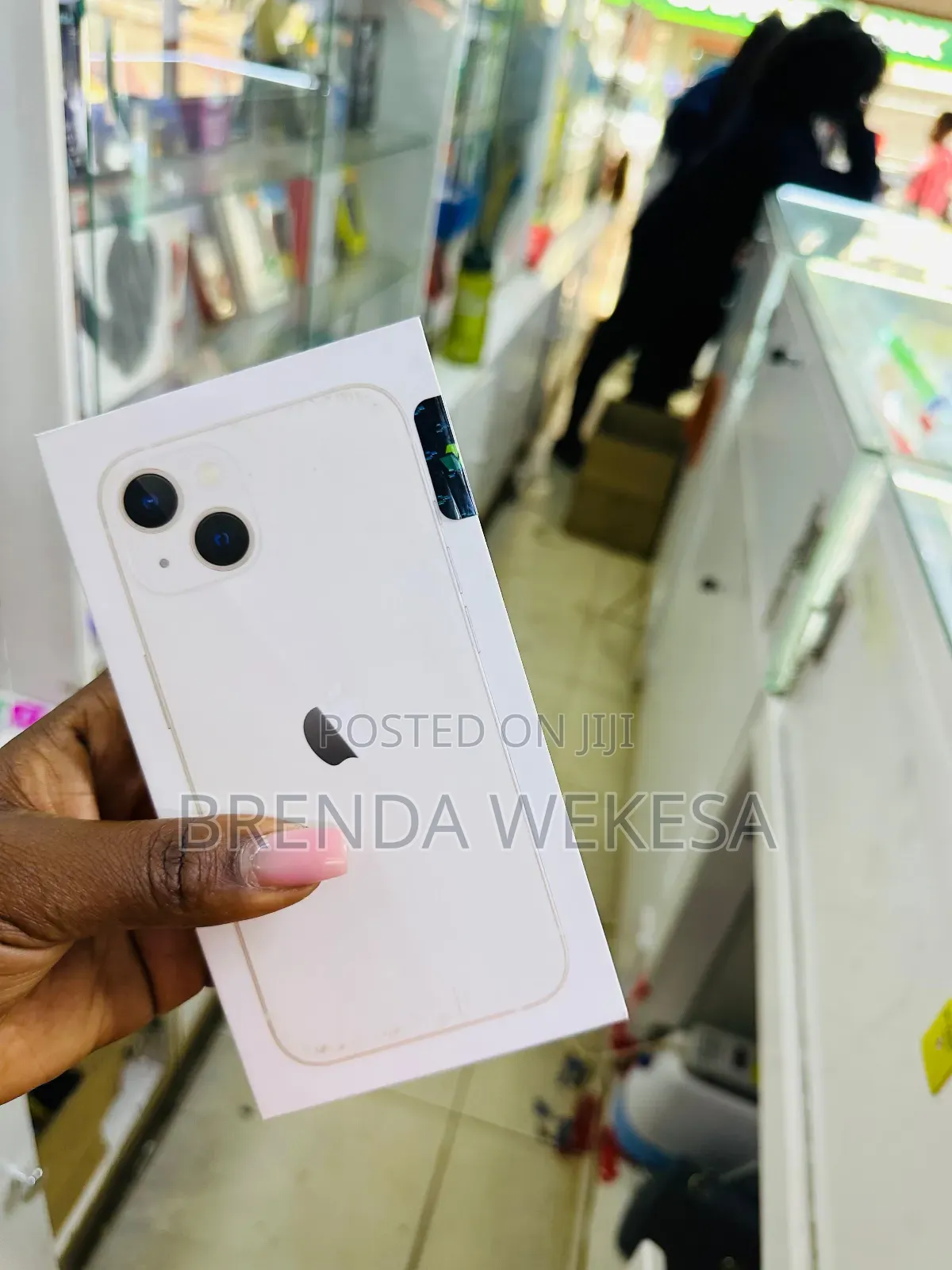 New Apple iPhone 13 128 GB White