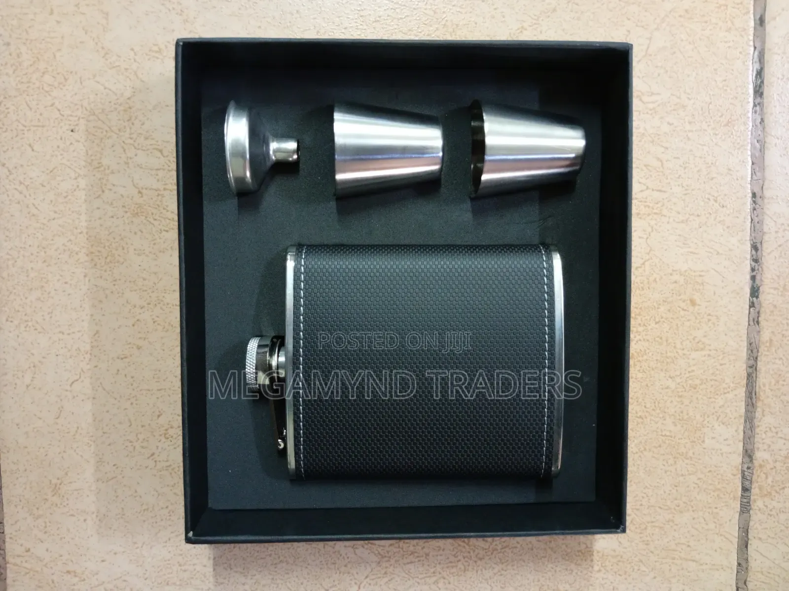 Hip Flask/Alcohol Bottle 230ml/Liquor Bottle