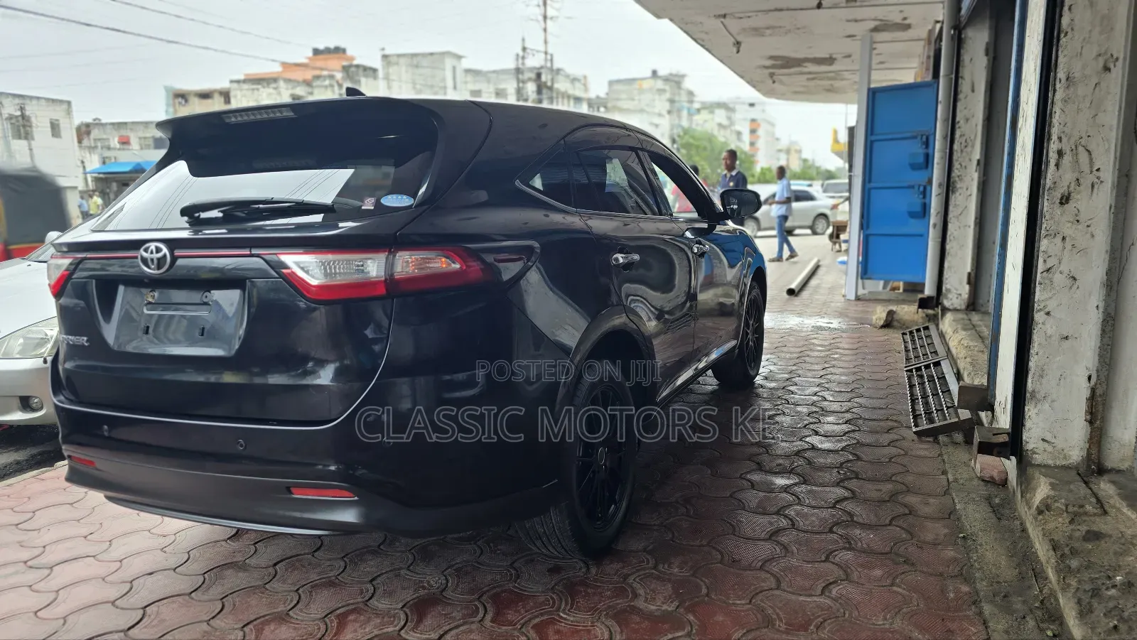 Toyota Harrier 2.0 4WD 2018 Black