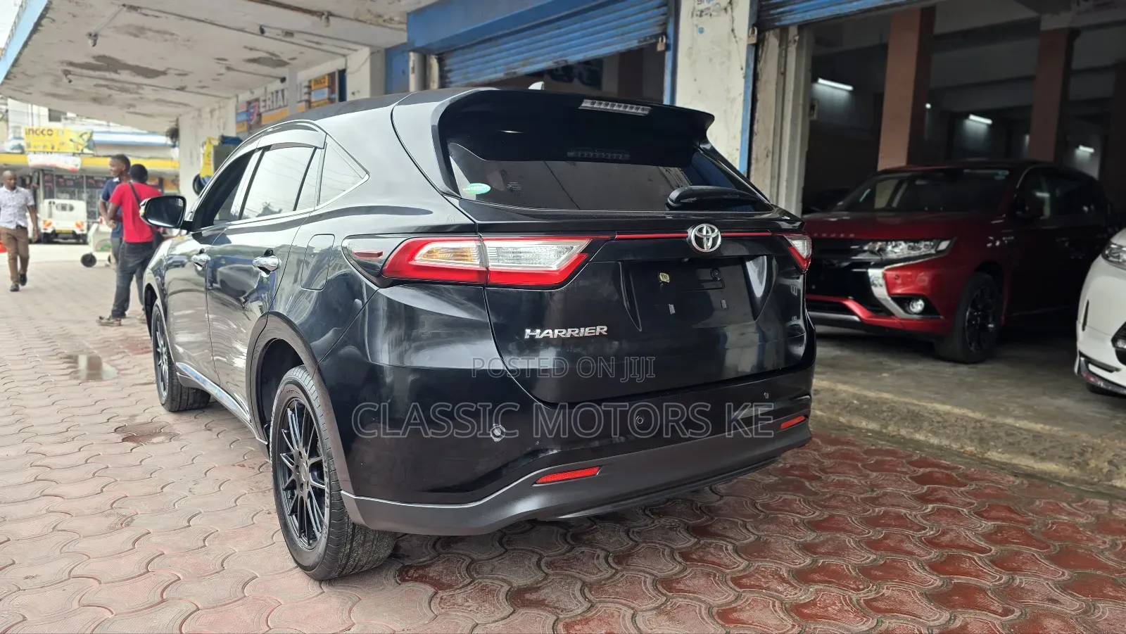 Toyota Harrier 2.0 4WD 2018 Black