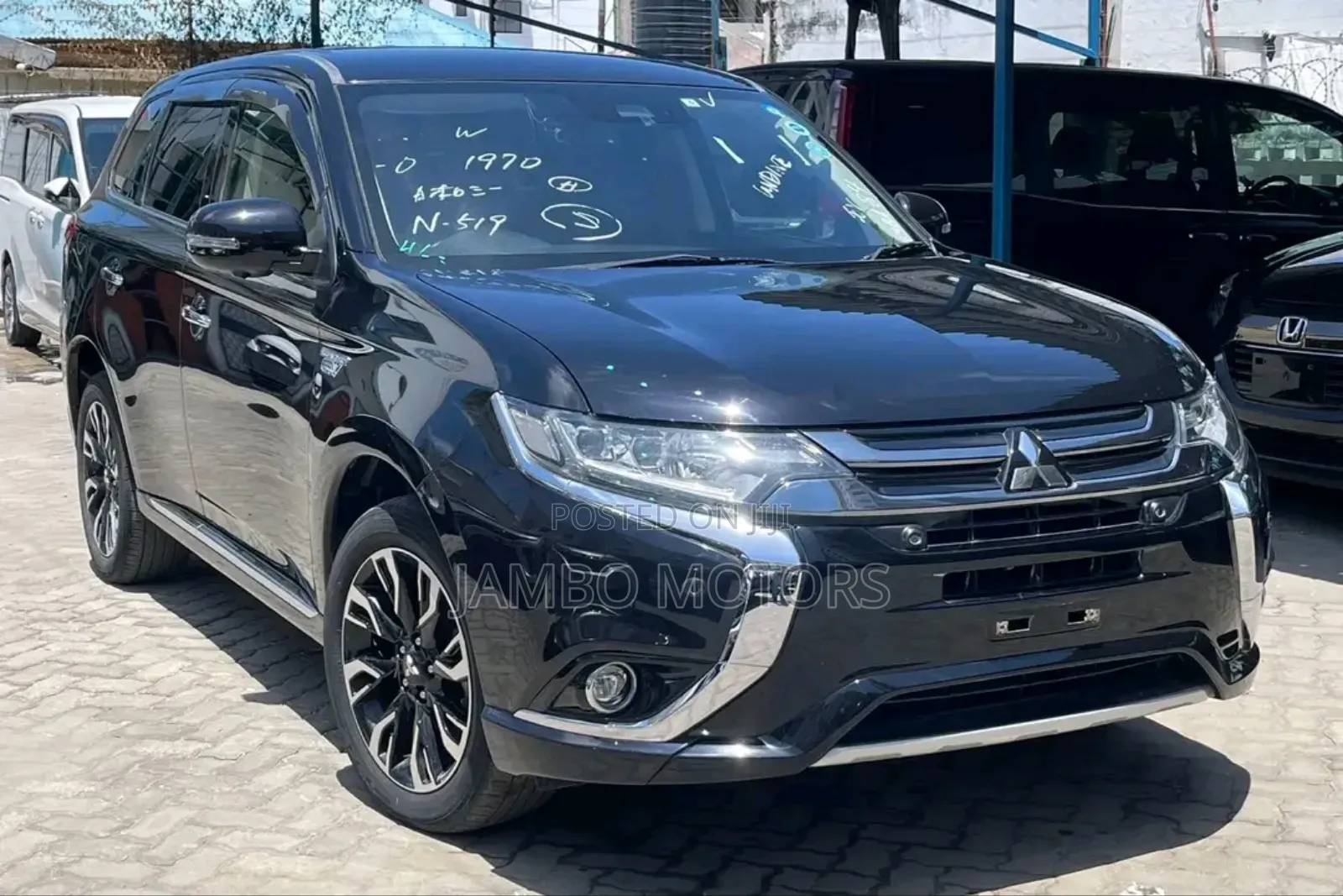 Mitsubishi Outlander 2.0 PHEV AWD 2018 Black