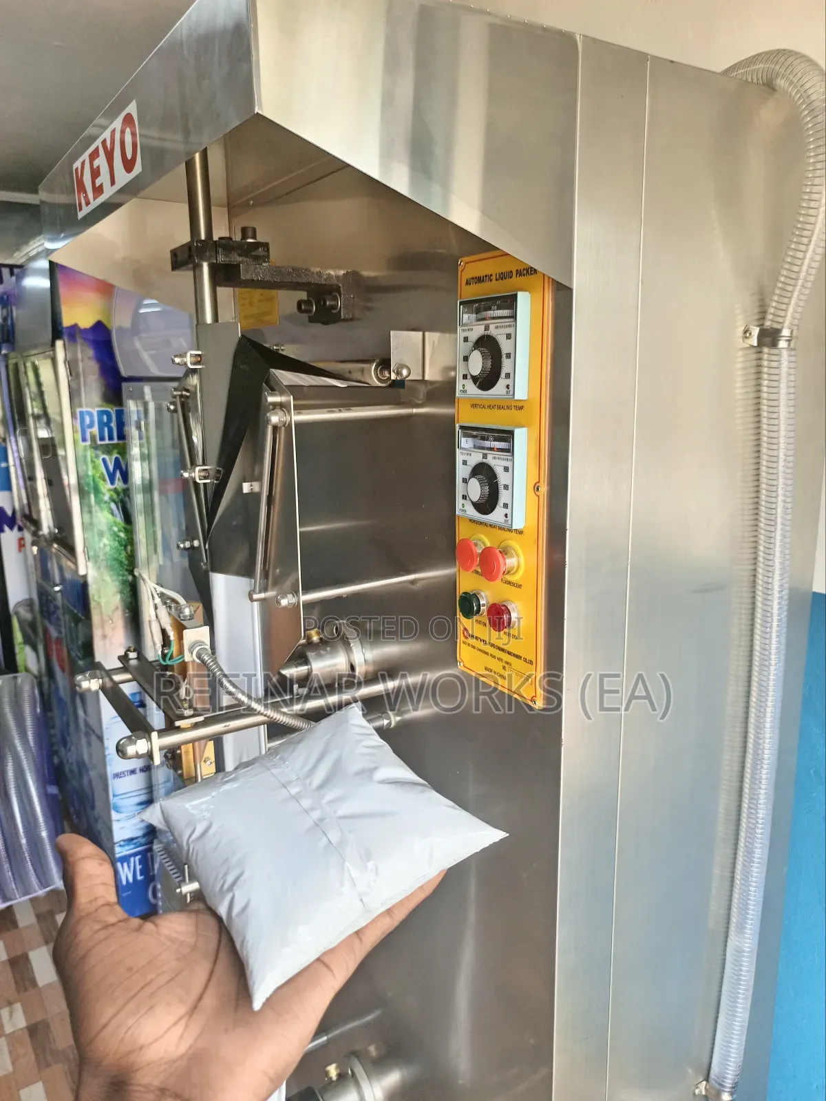 Sachet Packing Machine - Filling Sealing