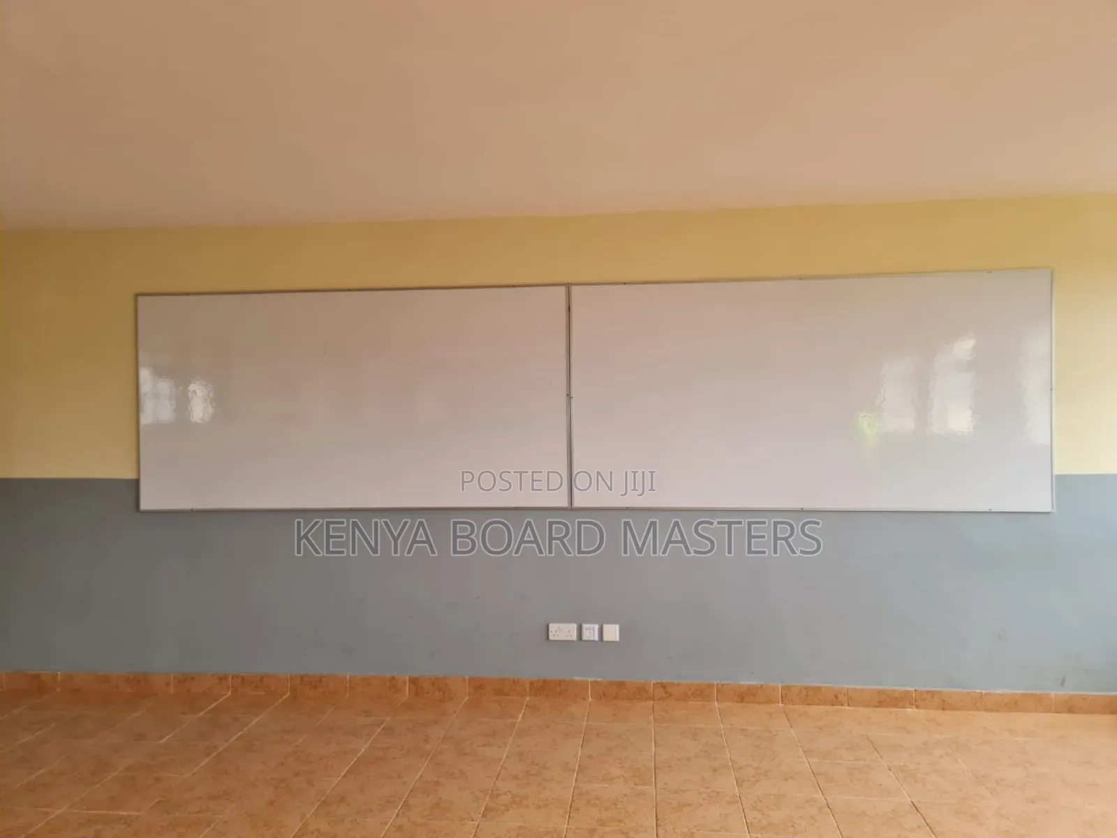 Freestand Whiteboards\\White Boards on Offer