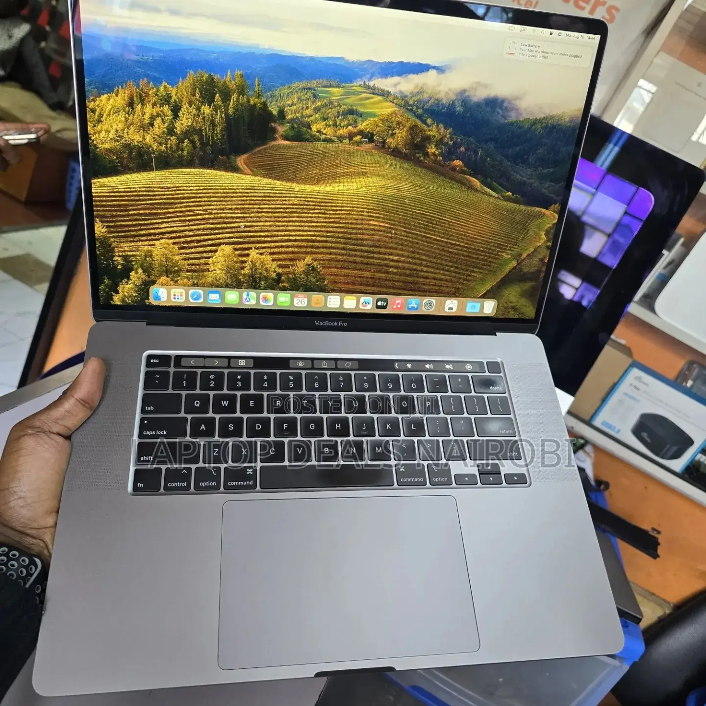 Laptop Apple MacBook Pro 2019 32GB Intel Core I7 SSD 512GB