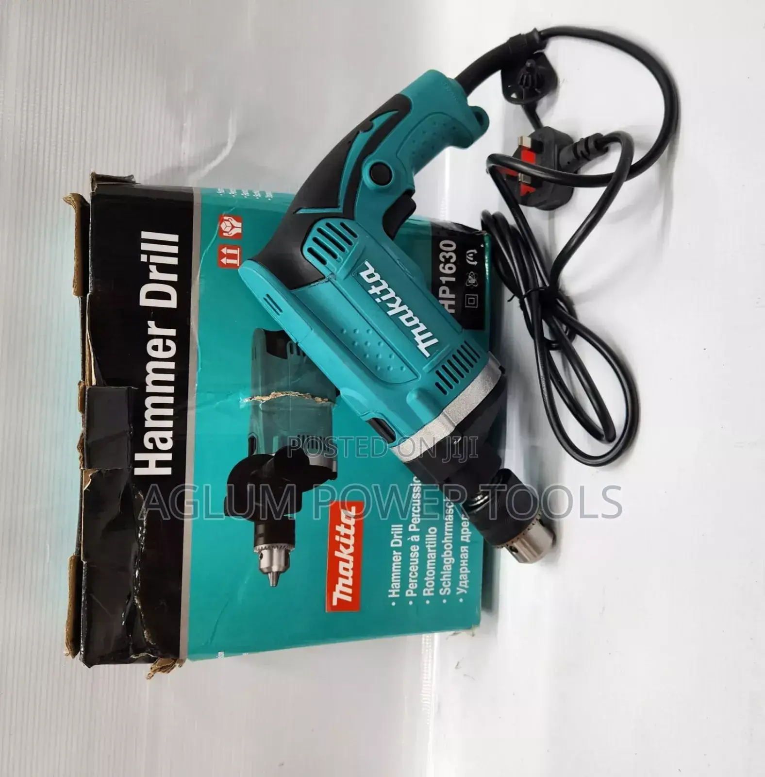 Makita Hammer Drill With Extra Handl