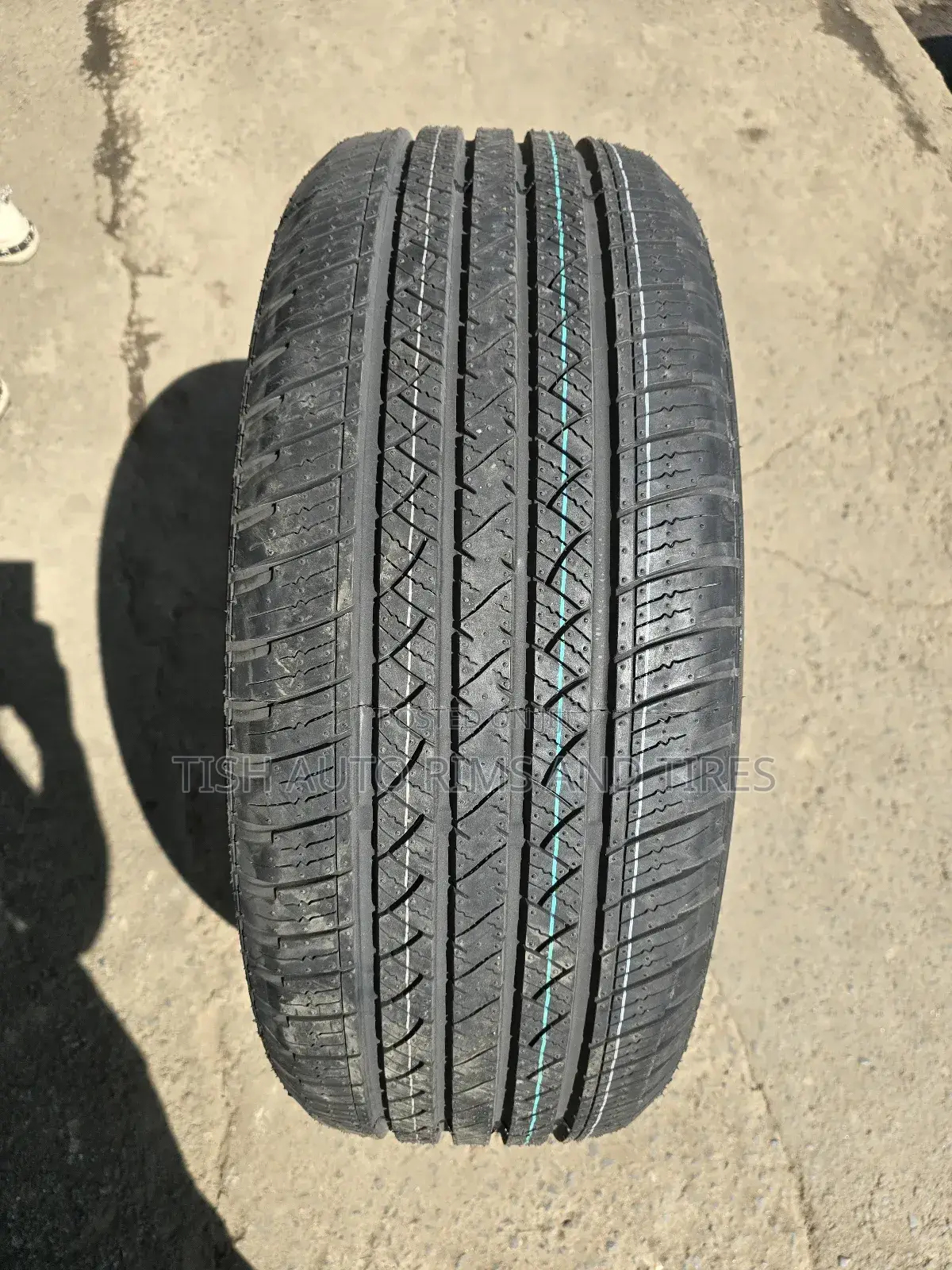 235/55r19 Maxtrek