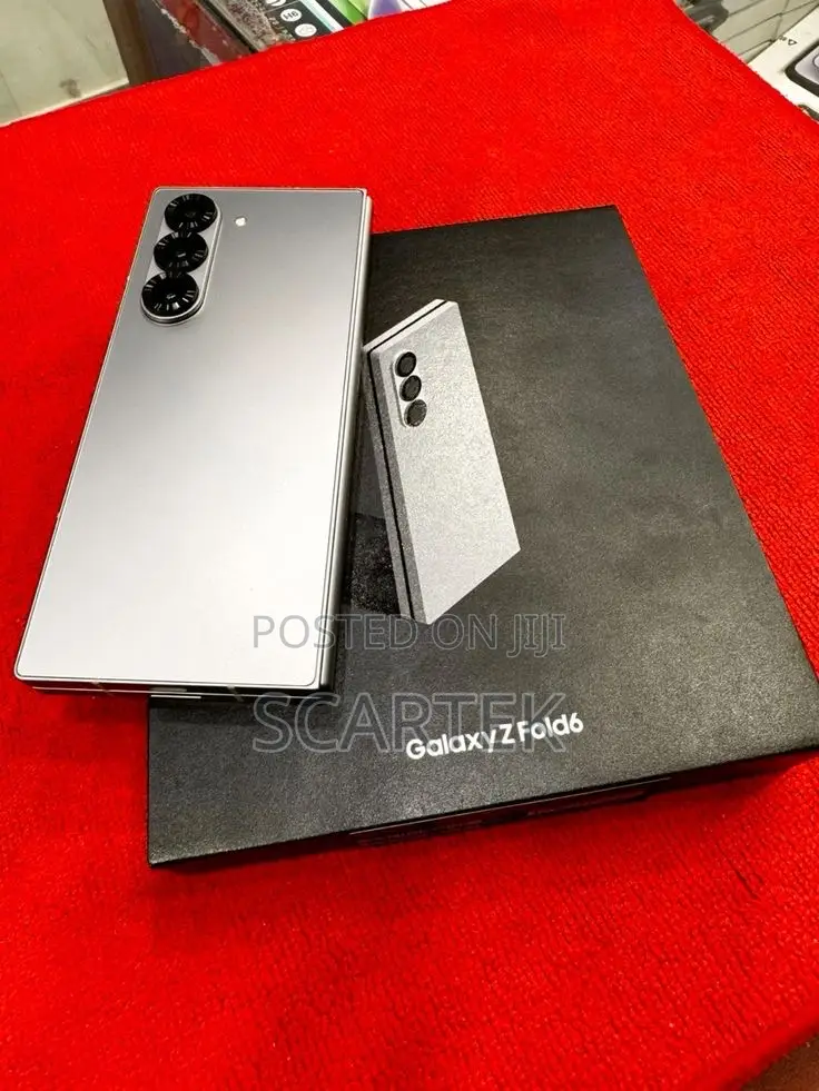 New Samsung Galaxy Z Fold6 256 GB