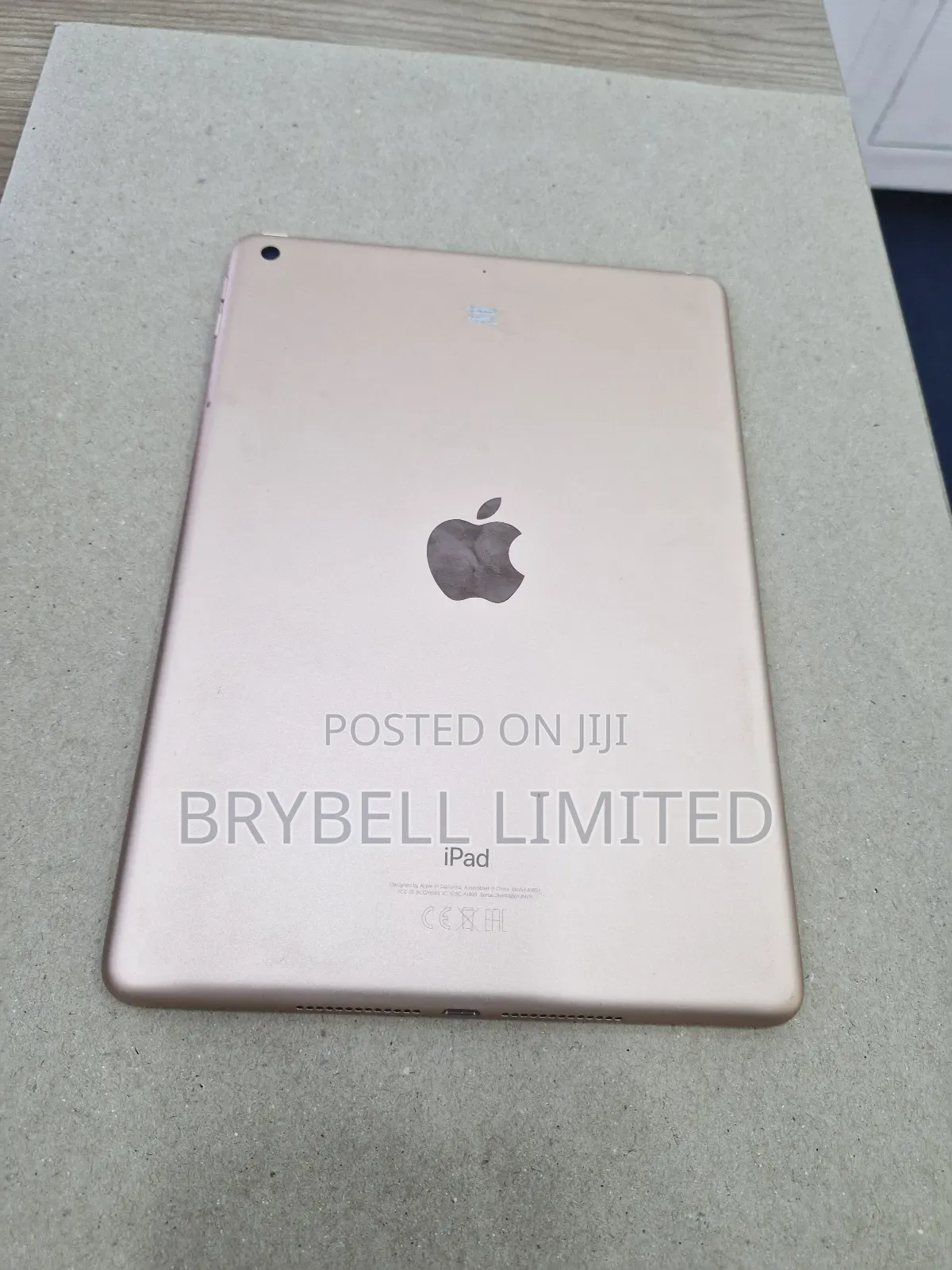 Apple iPad 9.7 32 GB