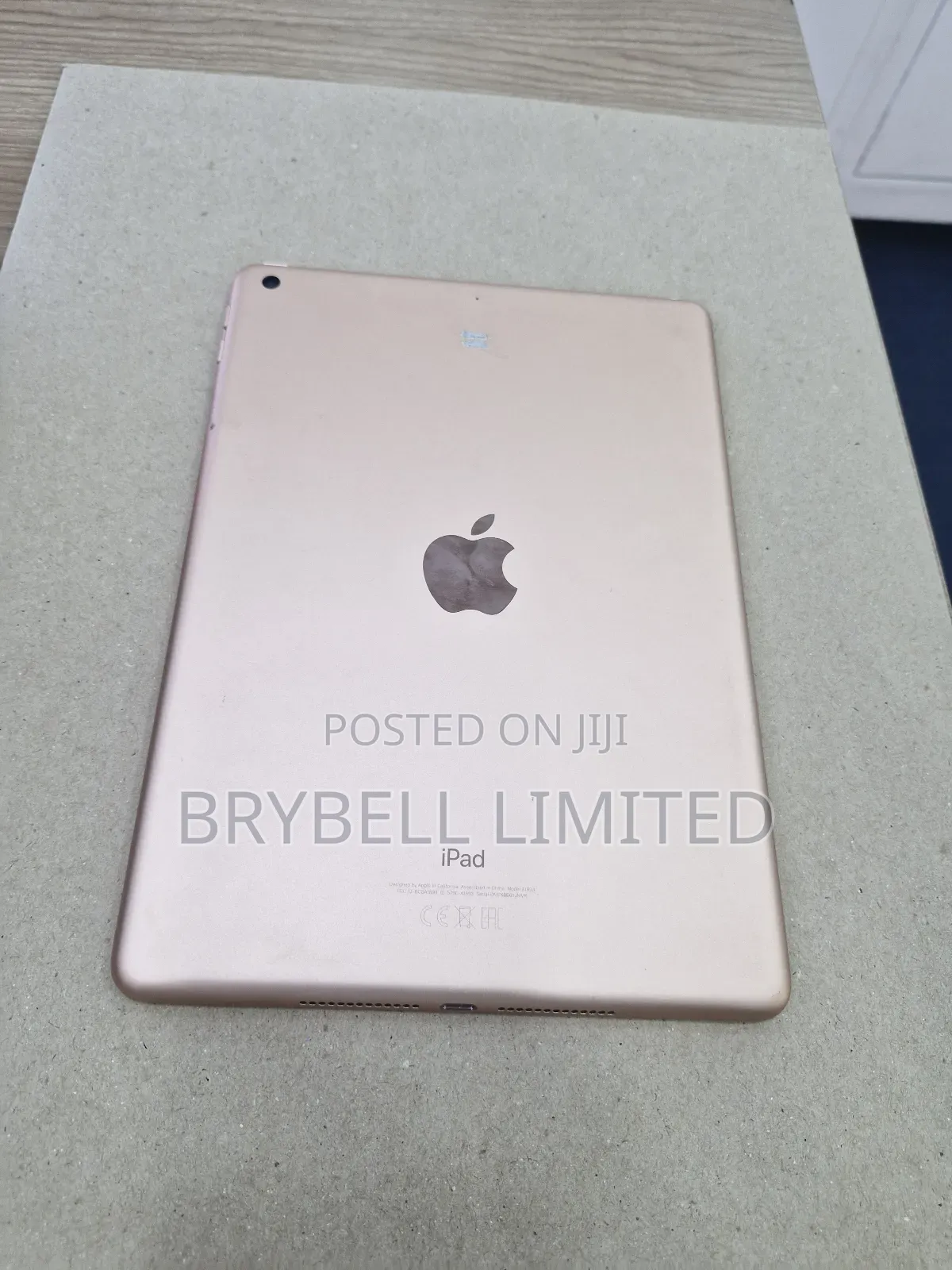 Apple iPad 9.7 32 GB