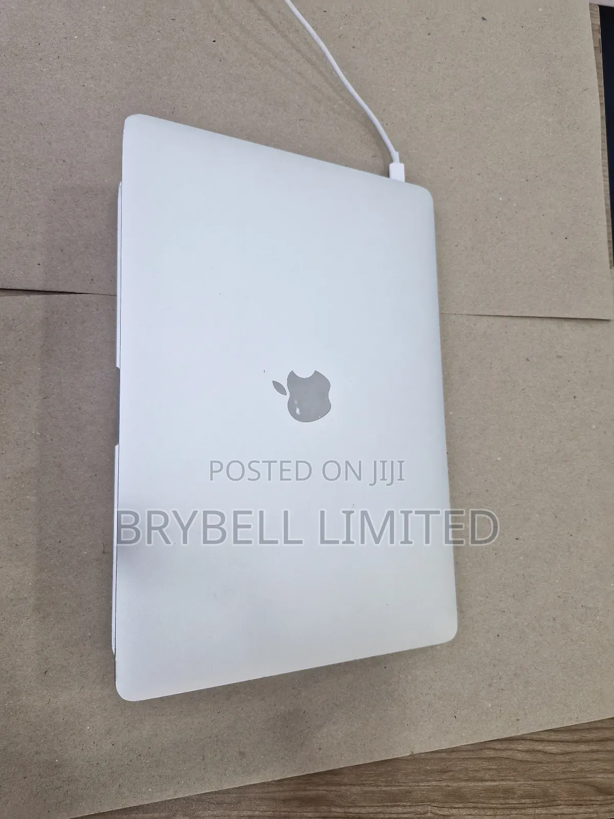 Laptop Apple MacBook Pro 2017 8GB Intel Core I5 SSD 256GB