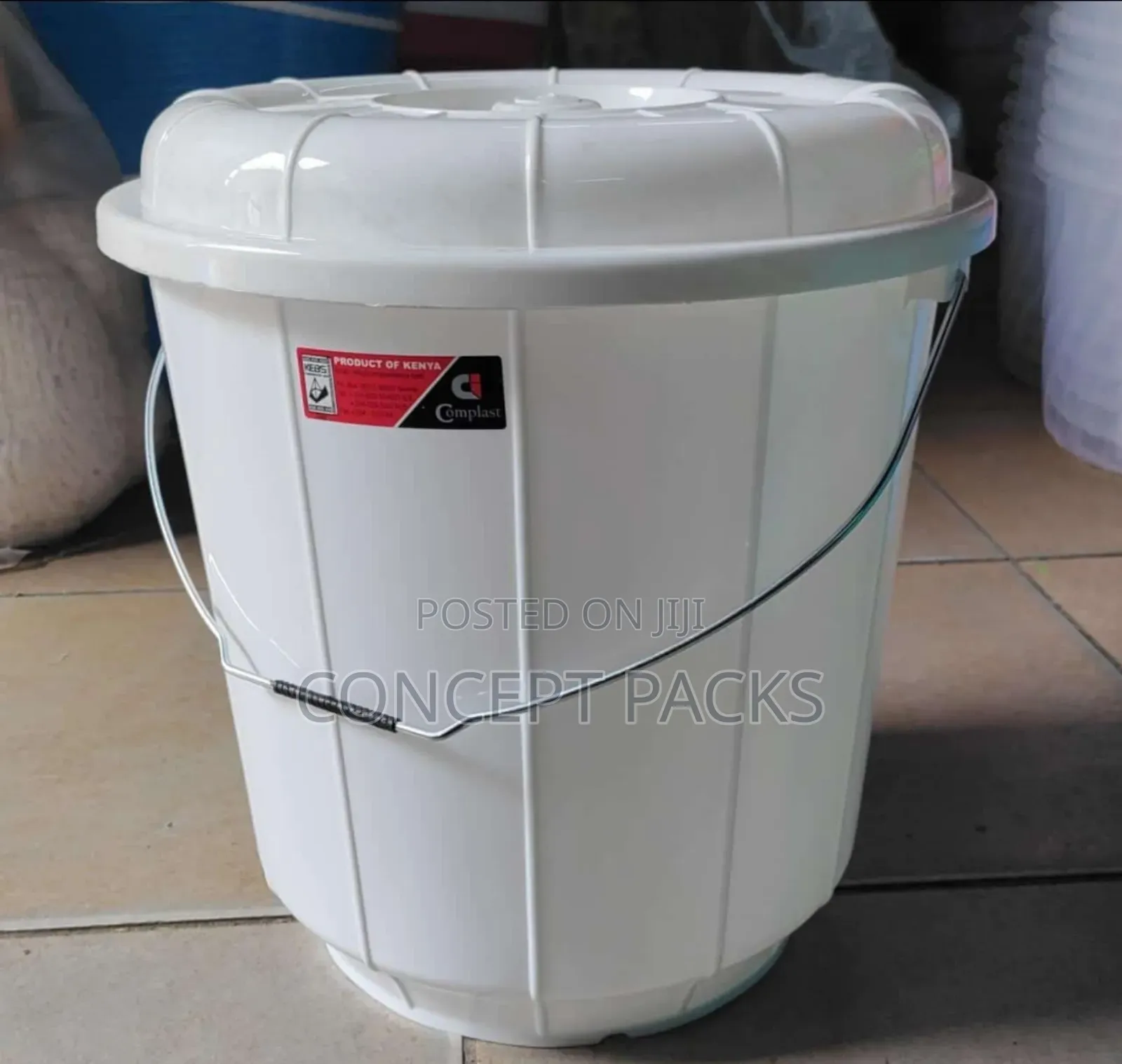 White 20ltr Bucket With Metallic Handle