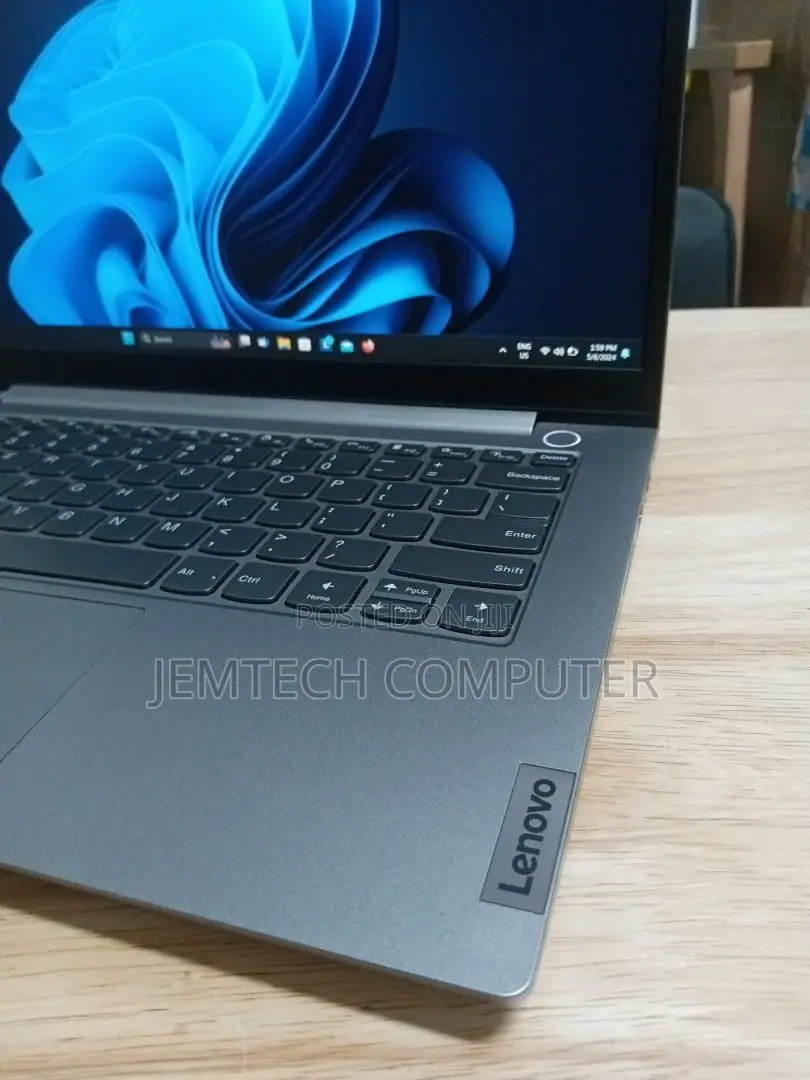 New Laptop Lenovo Thinkbook 14 16GB Intel Core I7 SSD 512GB