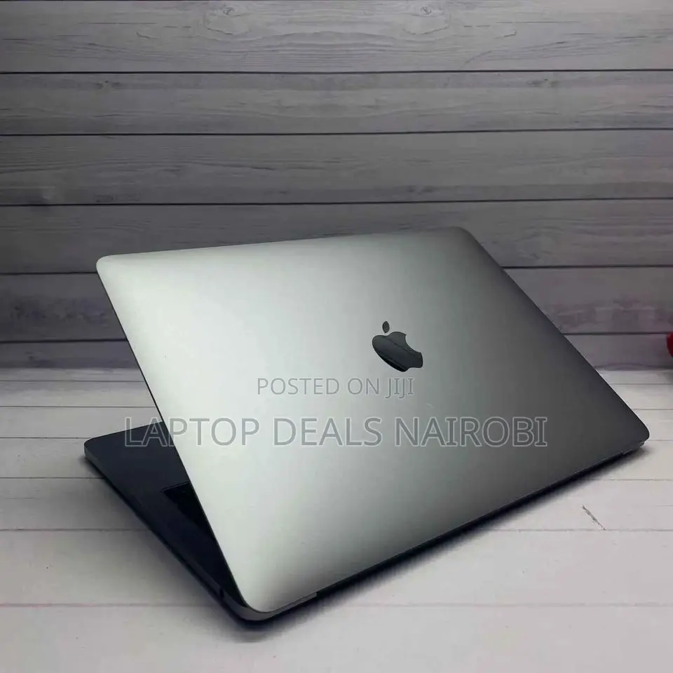 Laptop Apple MacBook Pro 2017 8GB Intel Core I5 SSD 256GB