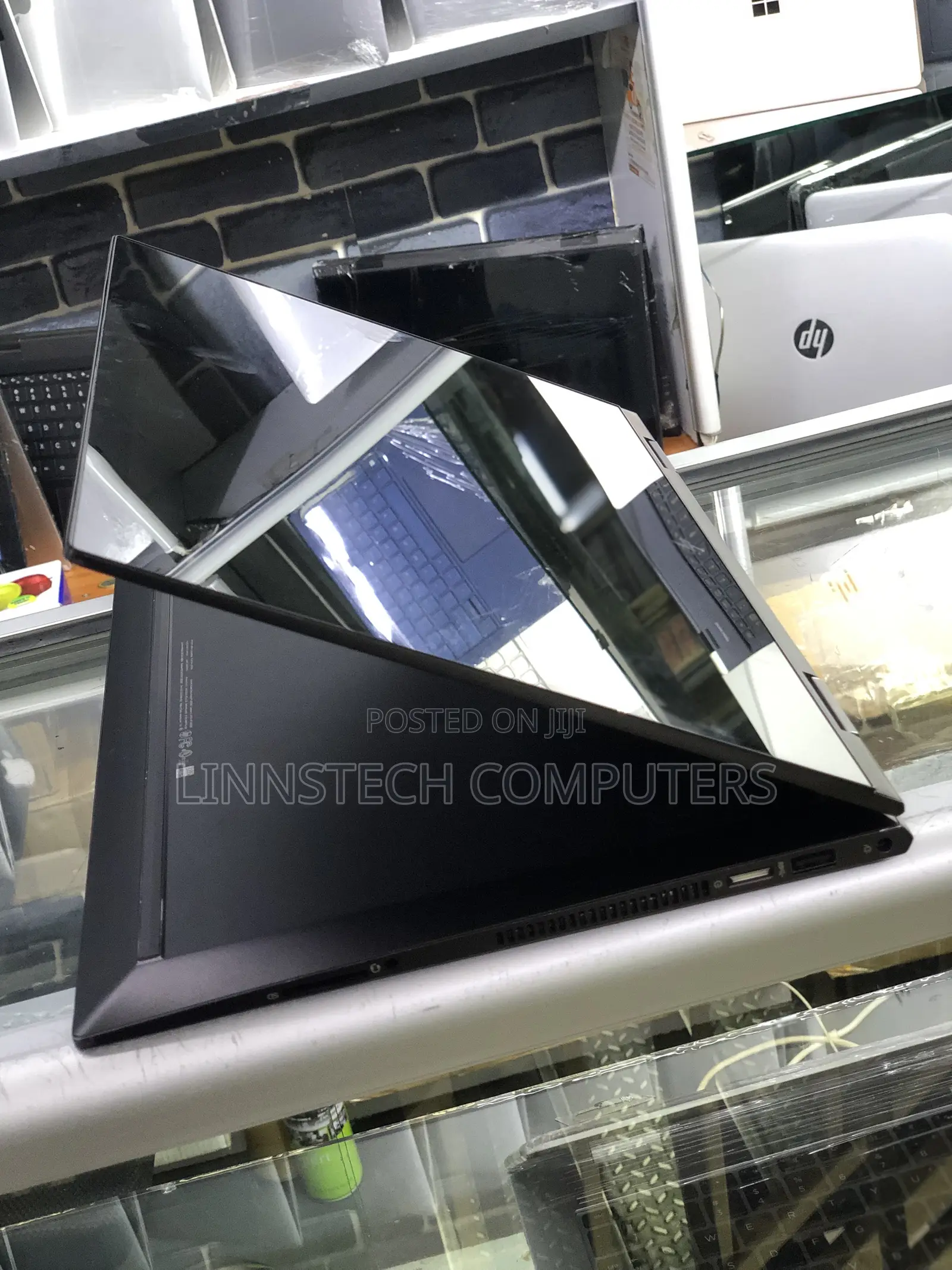 Laptop HP Envy 15 8GB AMD Ryzen 5 SSD 256GB