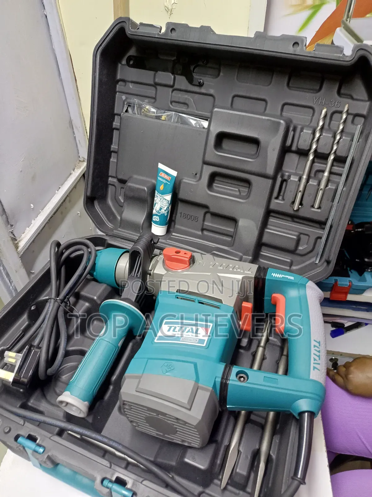 Total Rotary Hammer 1500w,Chiseling and Hammering Mode