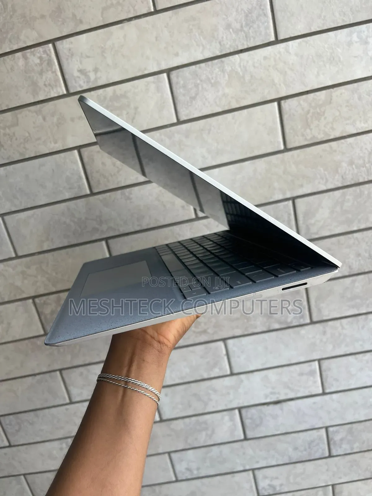 Laptop Microsoft Surface Book 8GB Intel Core I5 SSD 256GB