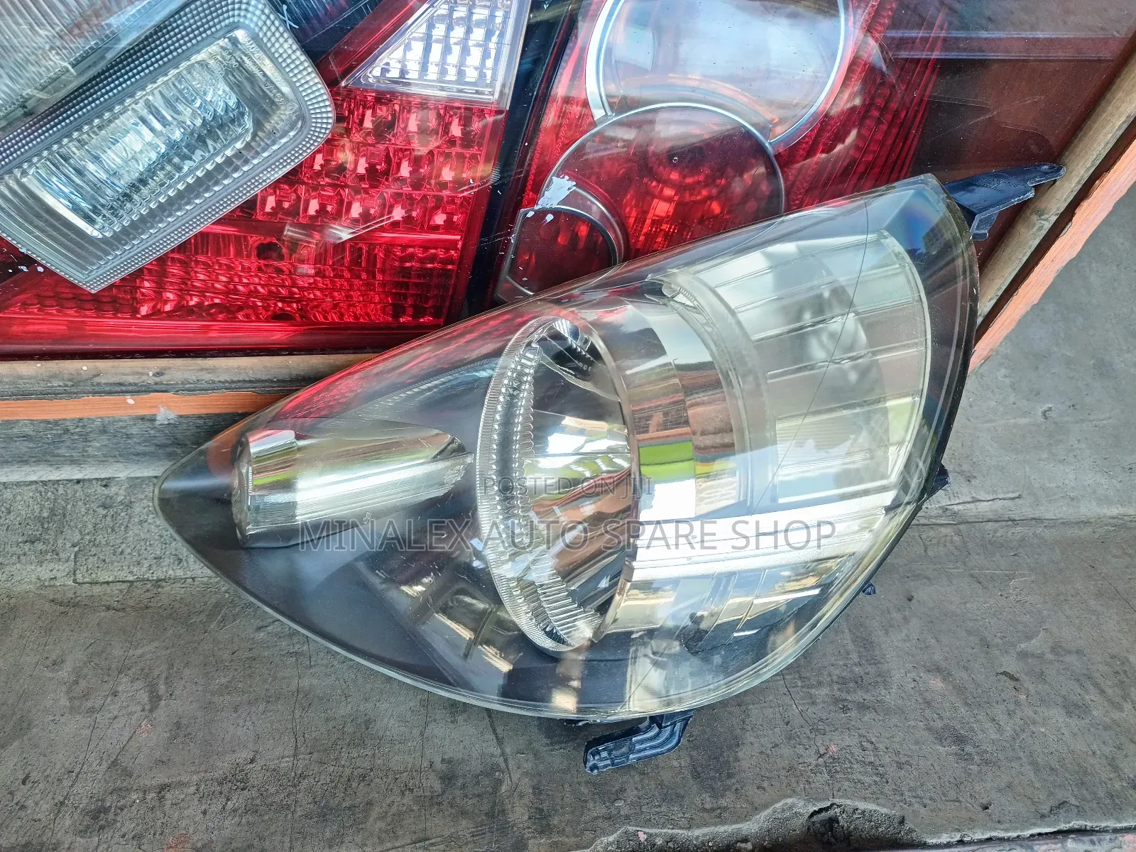 Honda Fit 2005 LHS Headlight