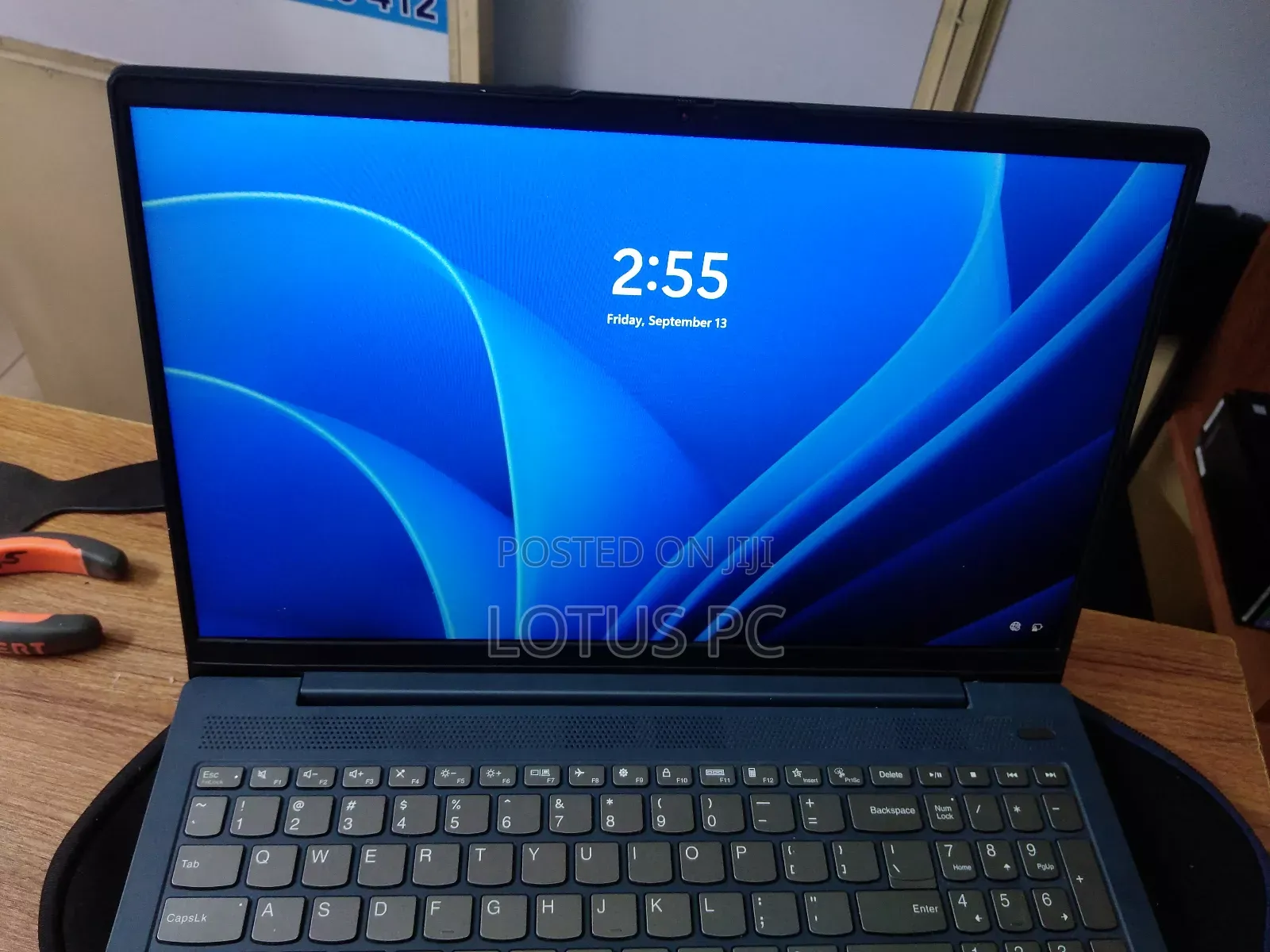 All Laptops Hinges Repair Done Perfectly