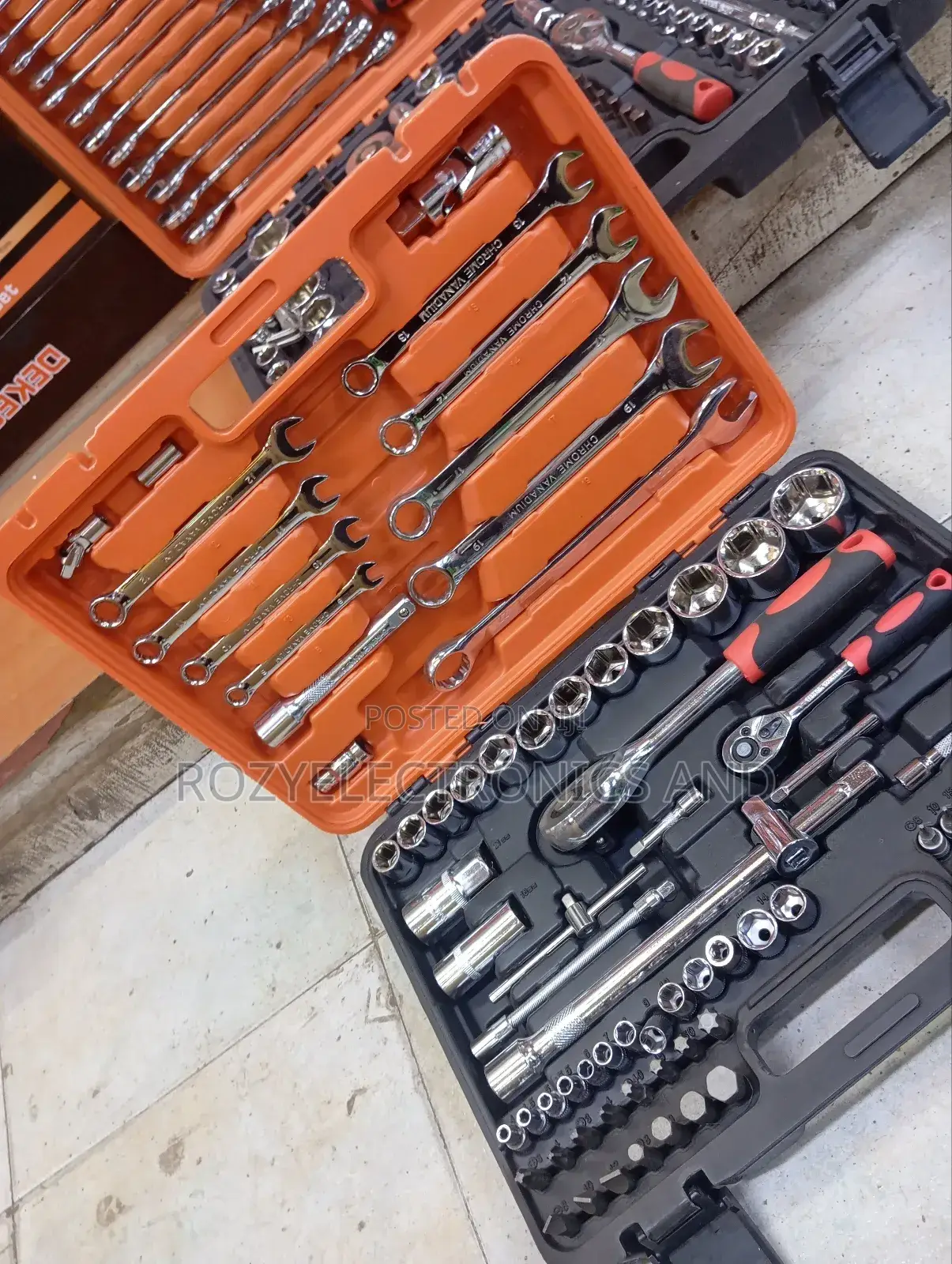 Socket Set 82 Piece Tool Set Box