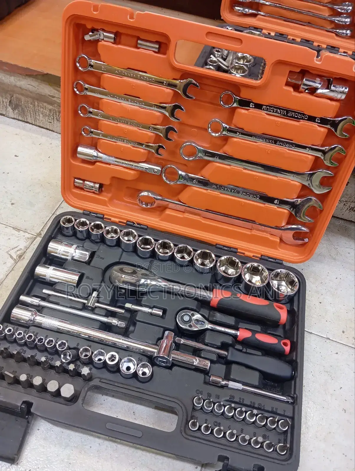 Socket Set 82 Piece Tool Set Box
