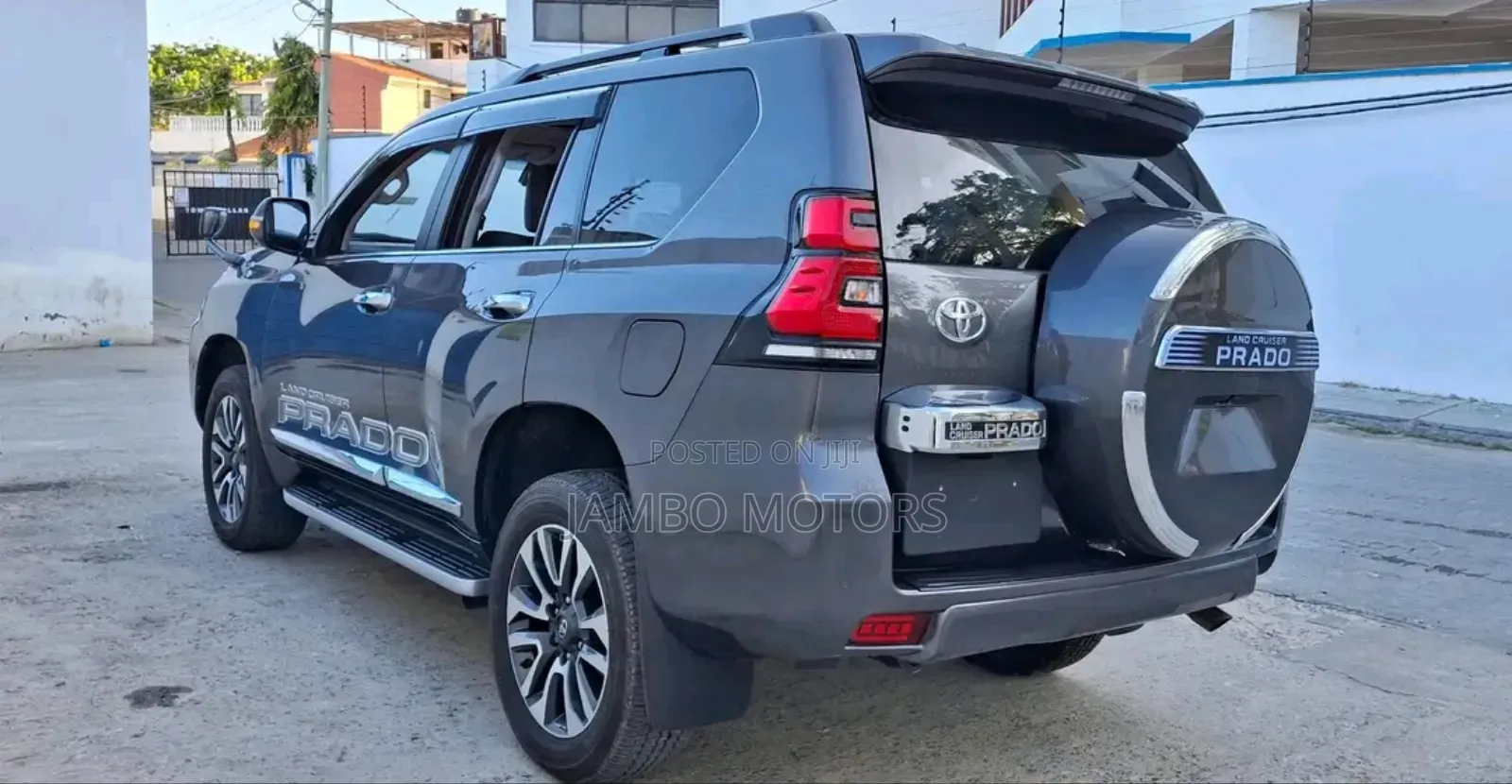 Toyota Land Cruiser Prado 2.8 2018 Gray