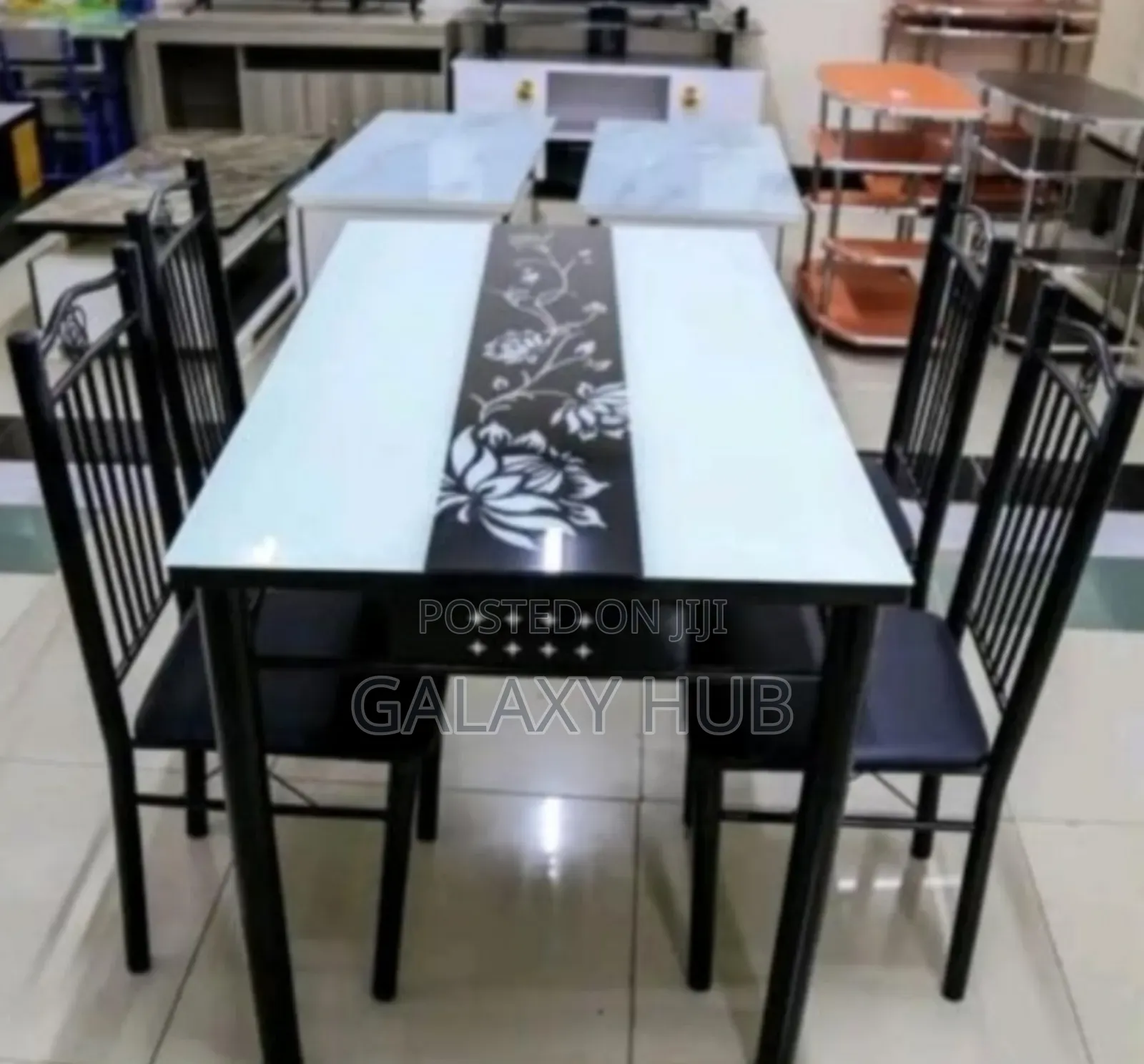 4 Sitter Dinning Table Marble Table