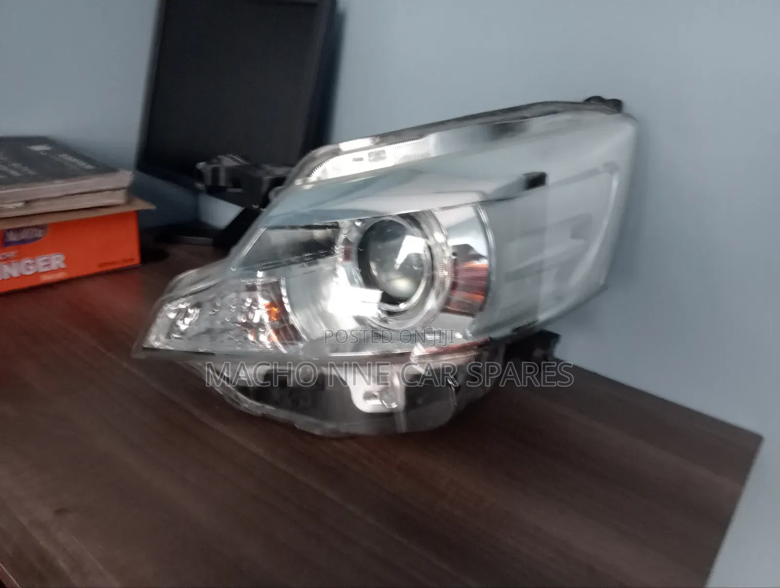 Suzuki Spacia 2015 Headlight