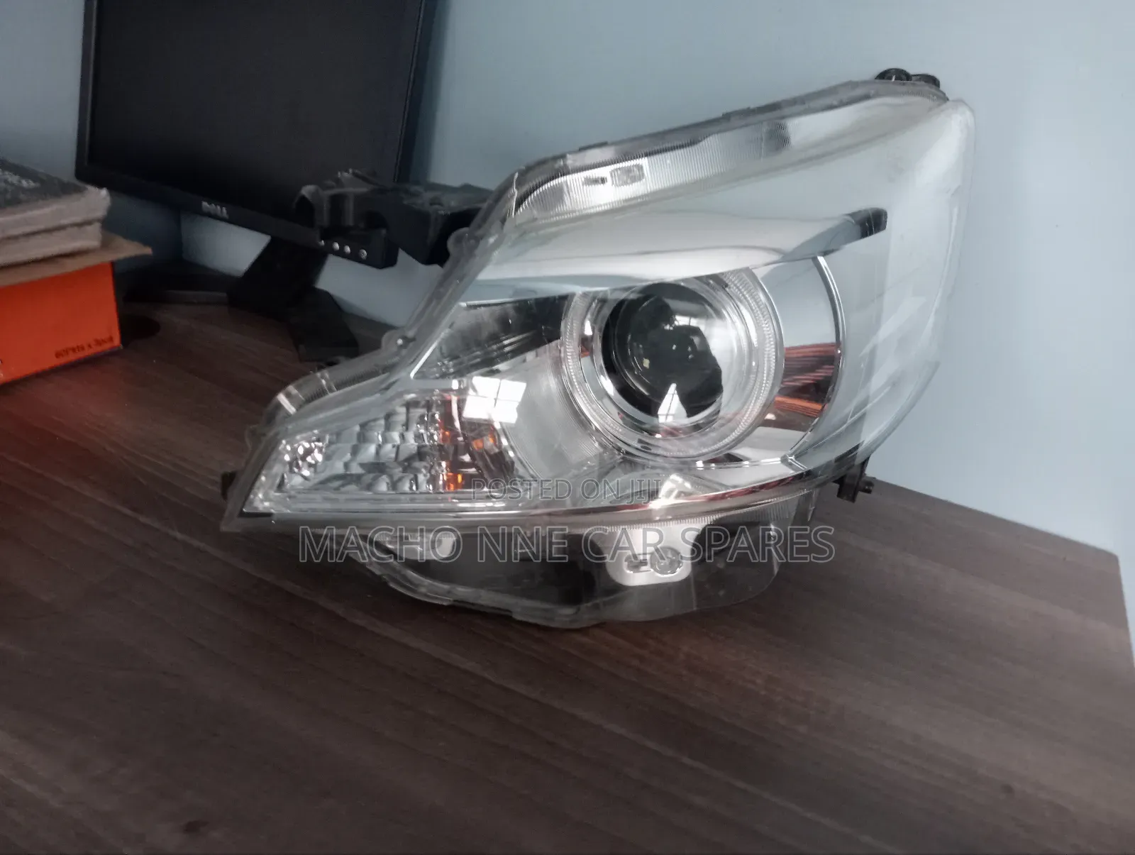 Suzuki Spacia 2015 Headlight