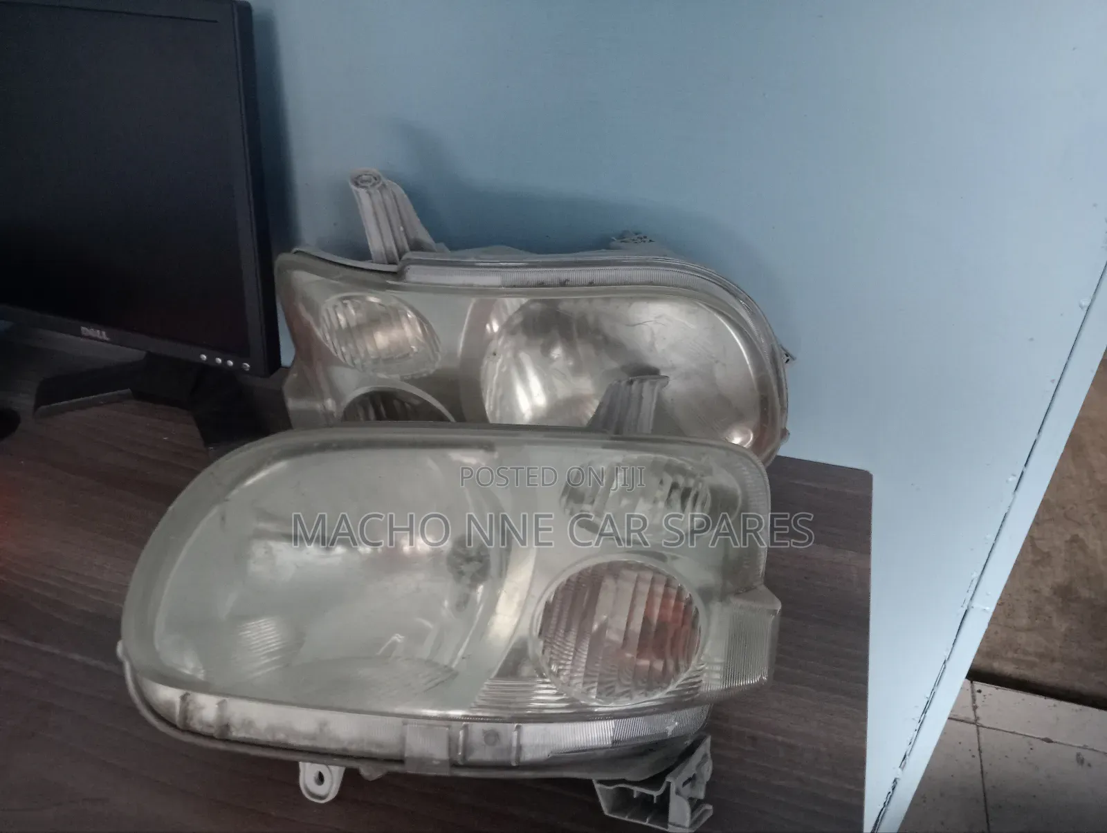 Daihatsu Tanto 2009 Headlight
