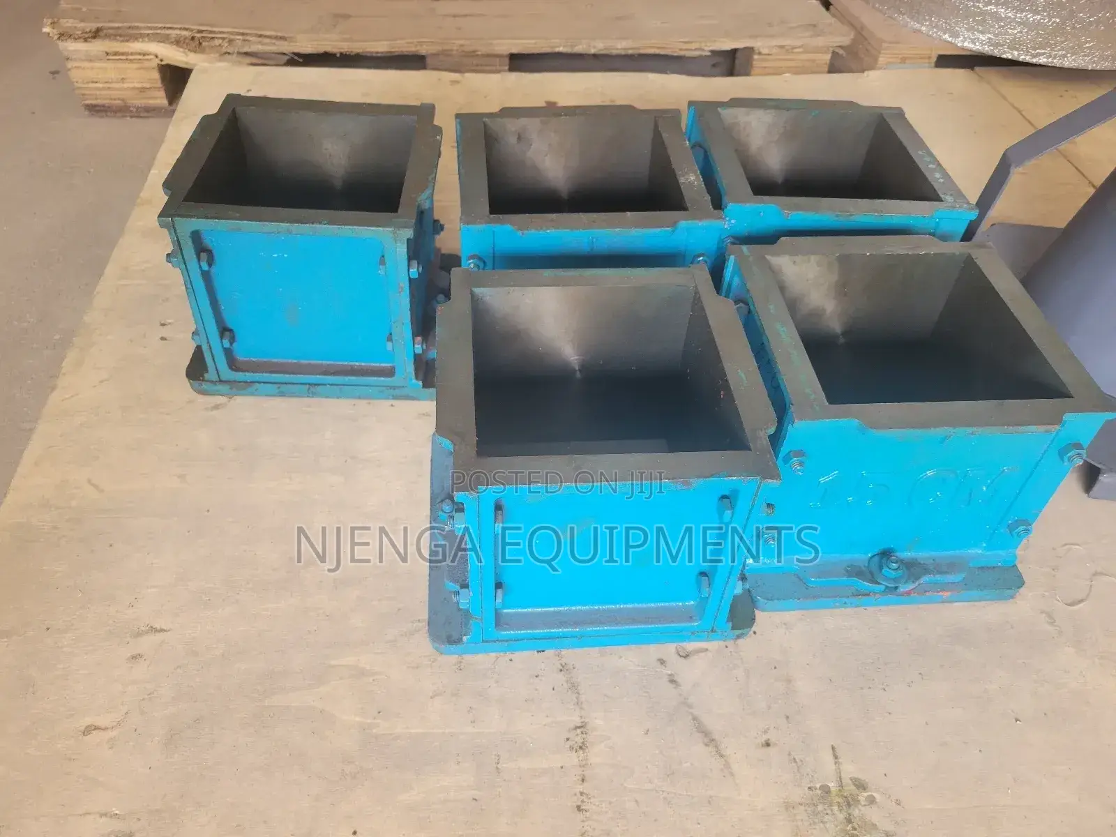 Concrete Testing Cube Moulds -Cast Iron Concrete Cube