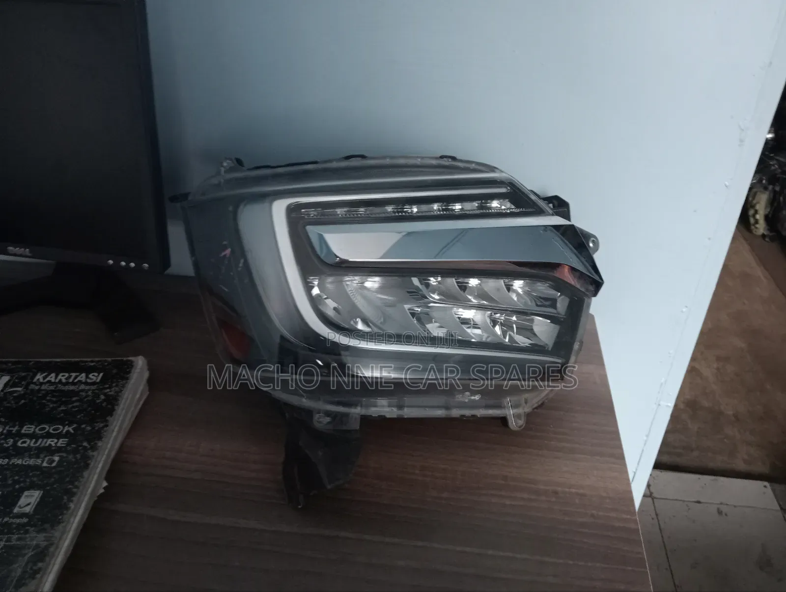 Honda N-Box Custom 2020 Headlight