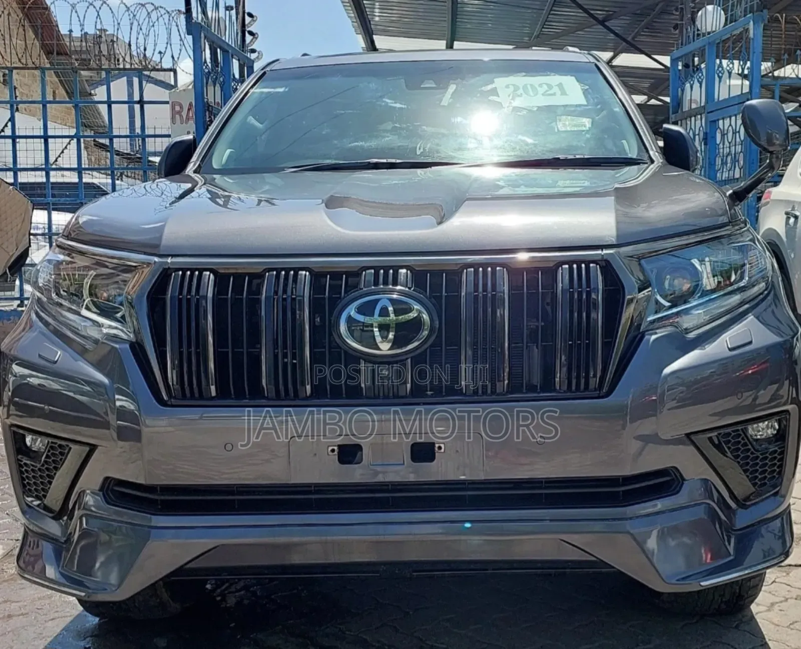 Toyota Land Cruiser Prado 2.8 2021 Gray