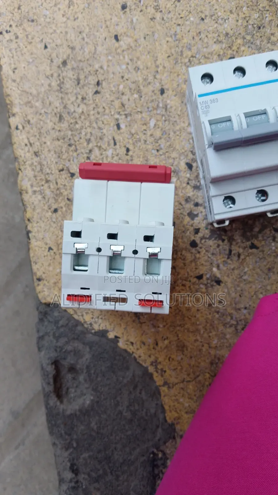 MCB 3pole 63amps
