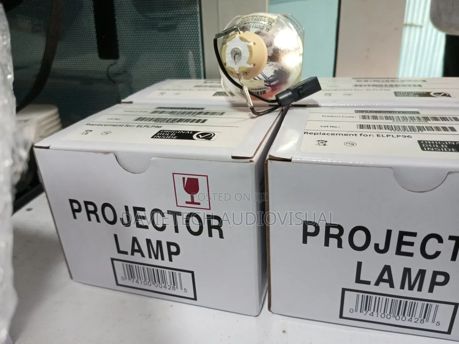 Epson Elplp96 Lamps Available --