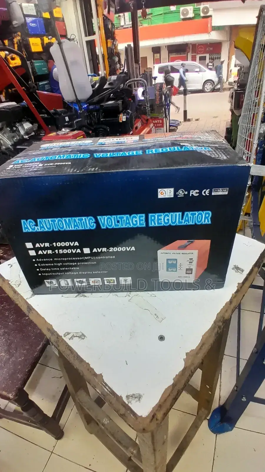 AVR 1500VA Voltage Regulator