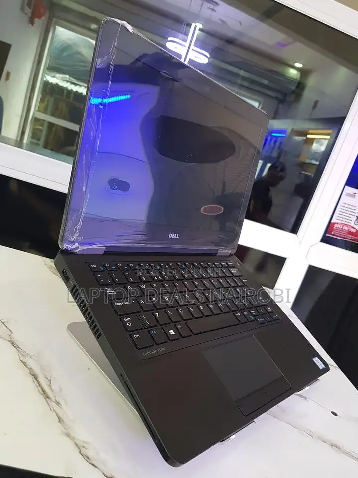 Laptop Dell Latitude 12 E5270 8GB Intel Core I5 HDD 500GB