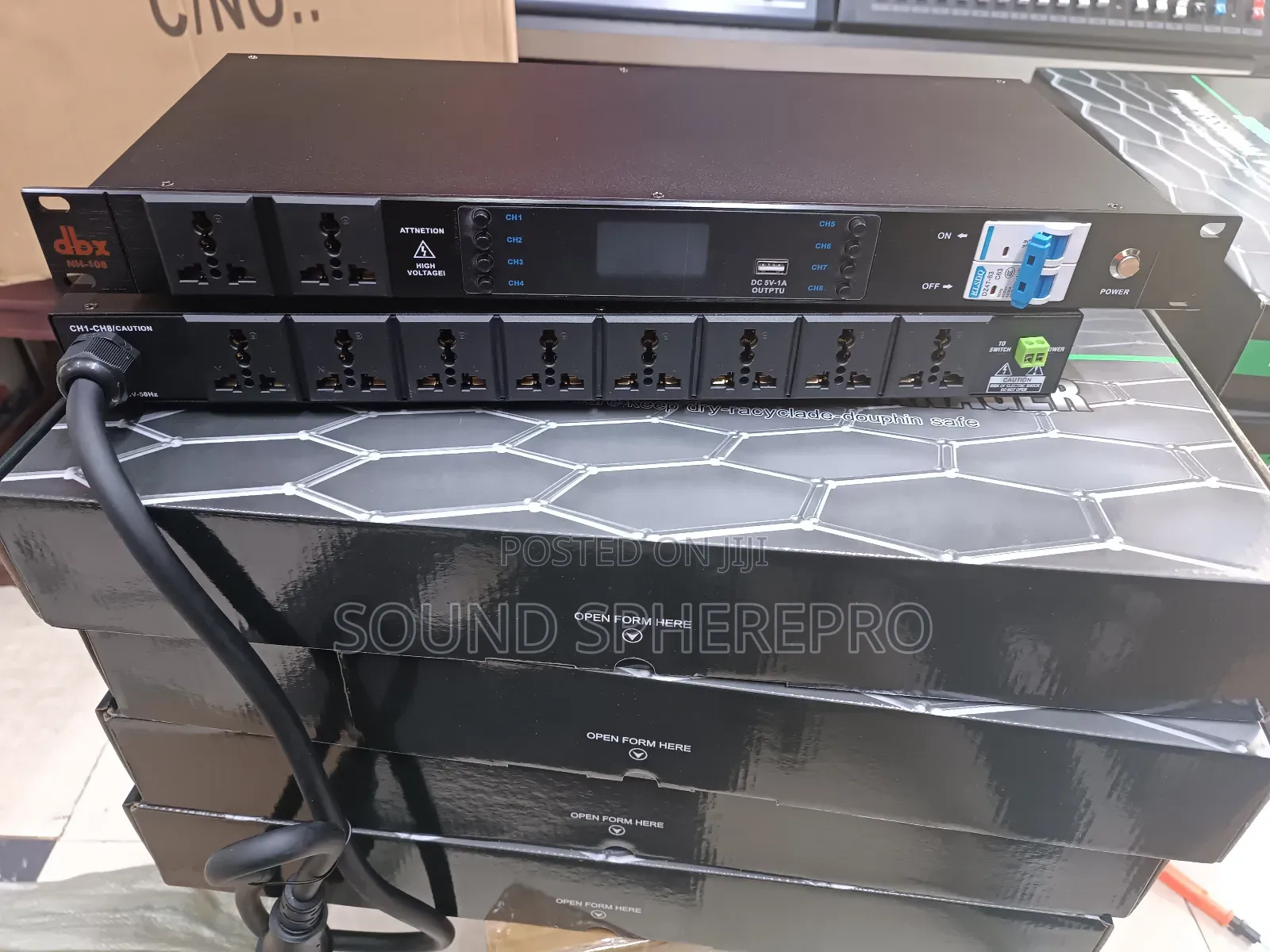 DBX Nh-108s Black 10way Power Sequencer