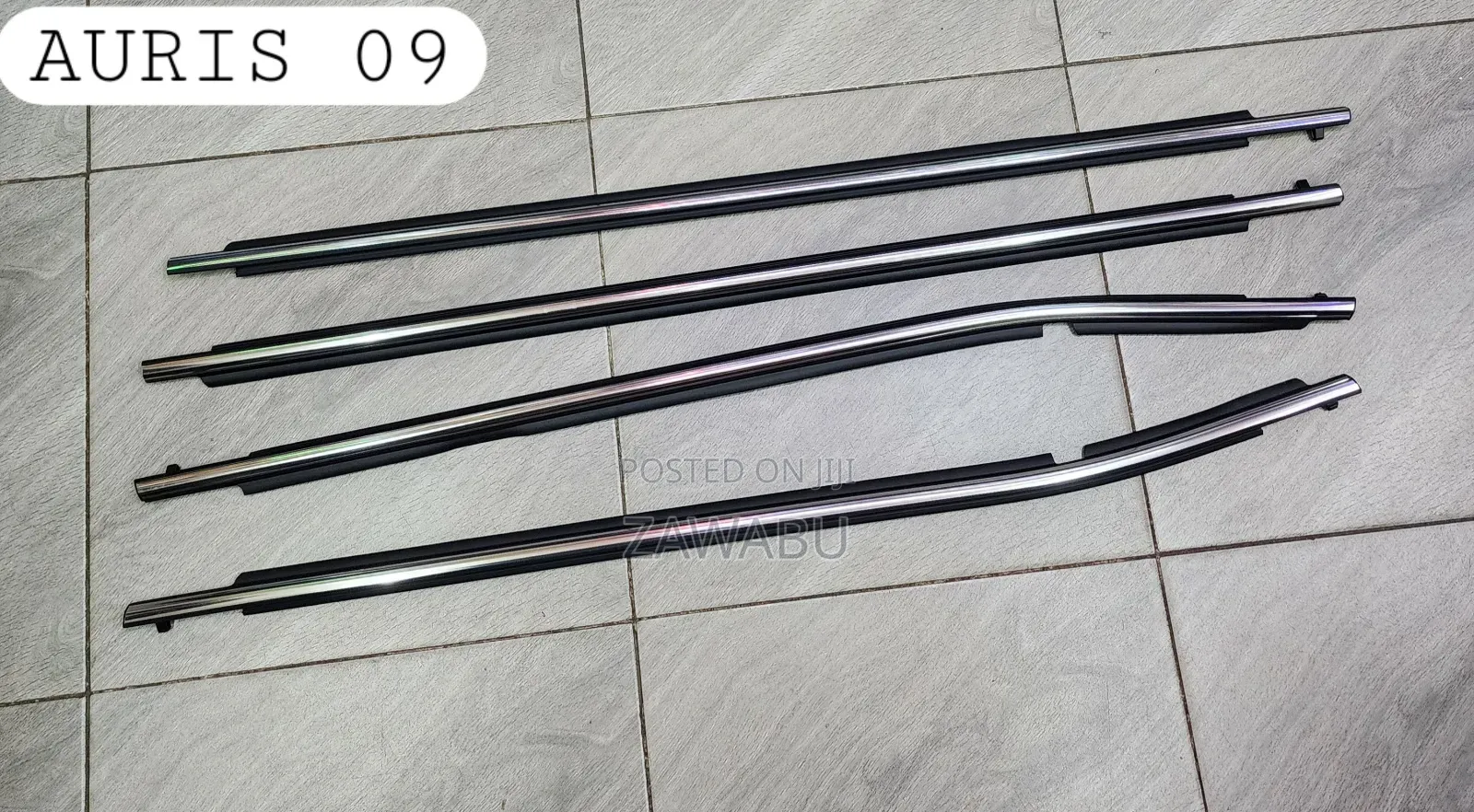 Weather Strip Toyota Auris Chrome 09-12