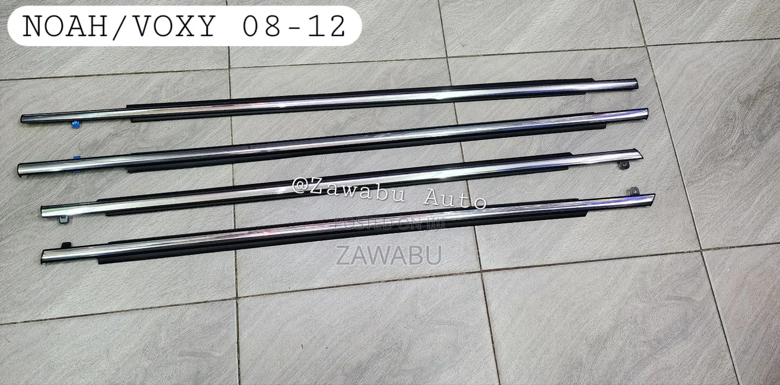 Weather Strips Noah/Voxy R70 Chrome 2008-2012