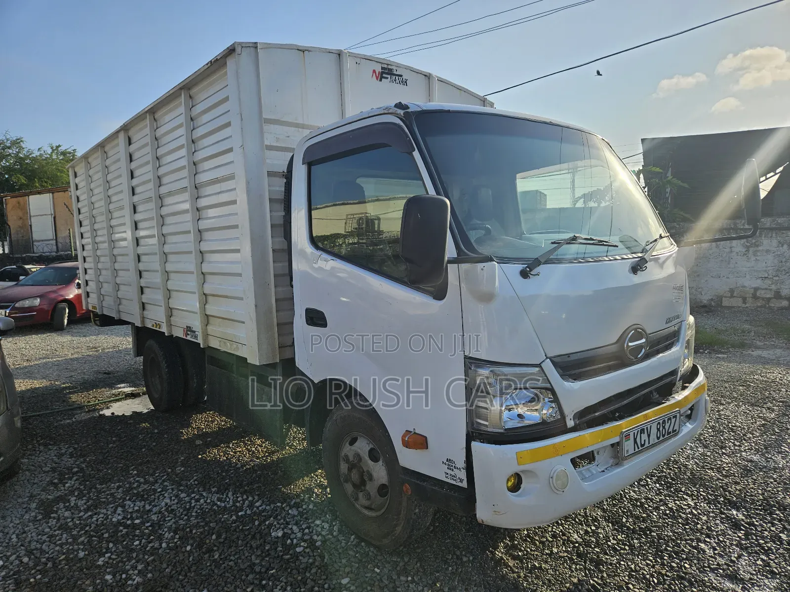 Hino Dutro