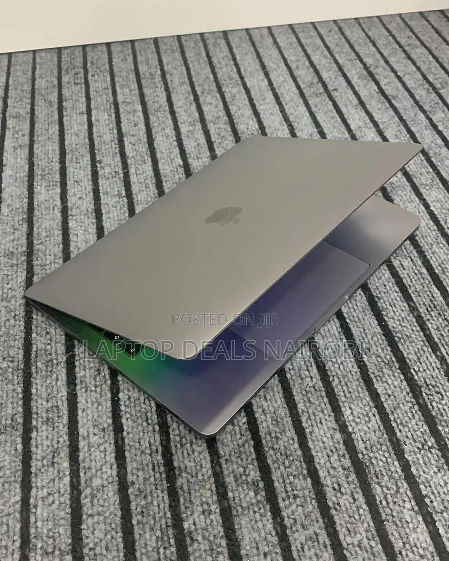 Laptop Apple MacBook Pro 2019 16GB Intel Core I7 SSD 512GB