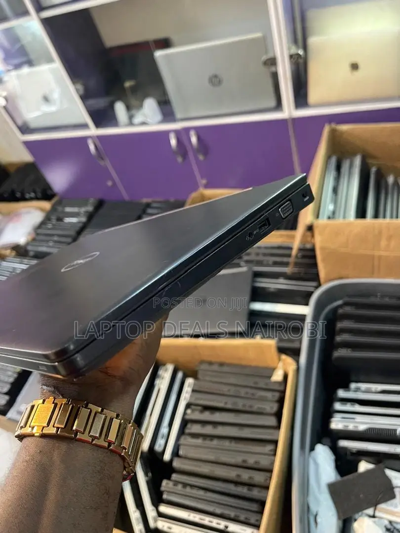 Laptop Dell Latitude 5480 8GB Intel Core I5 SSD 256GB