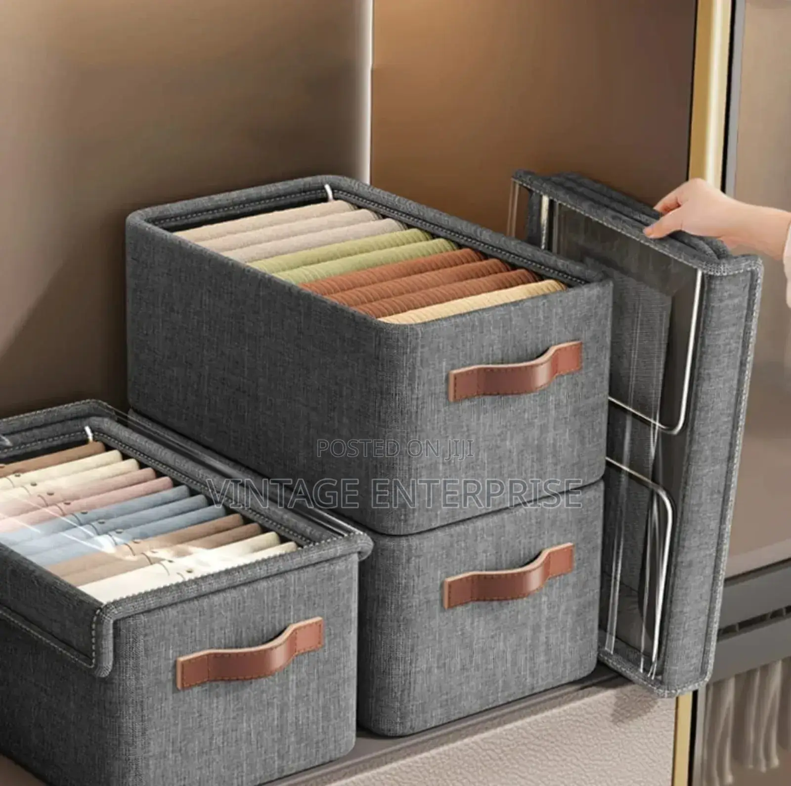 Collapsible Fabric Organizer With Cover