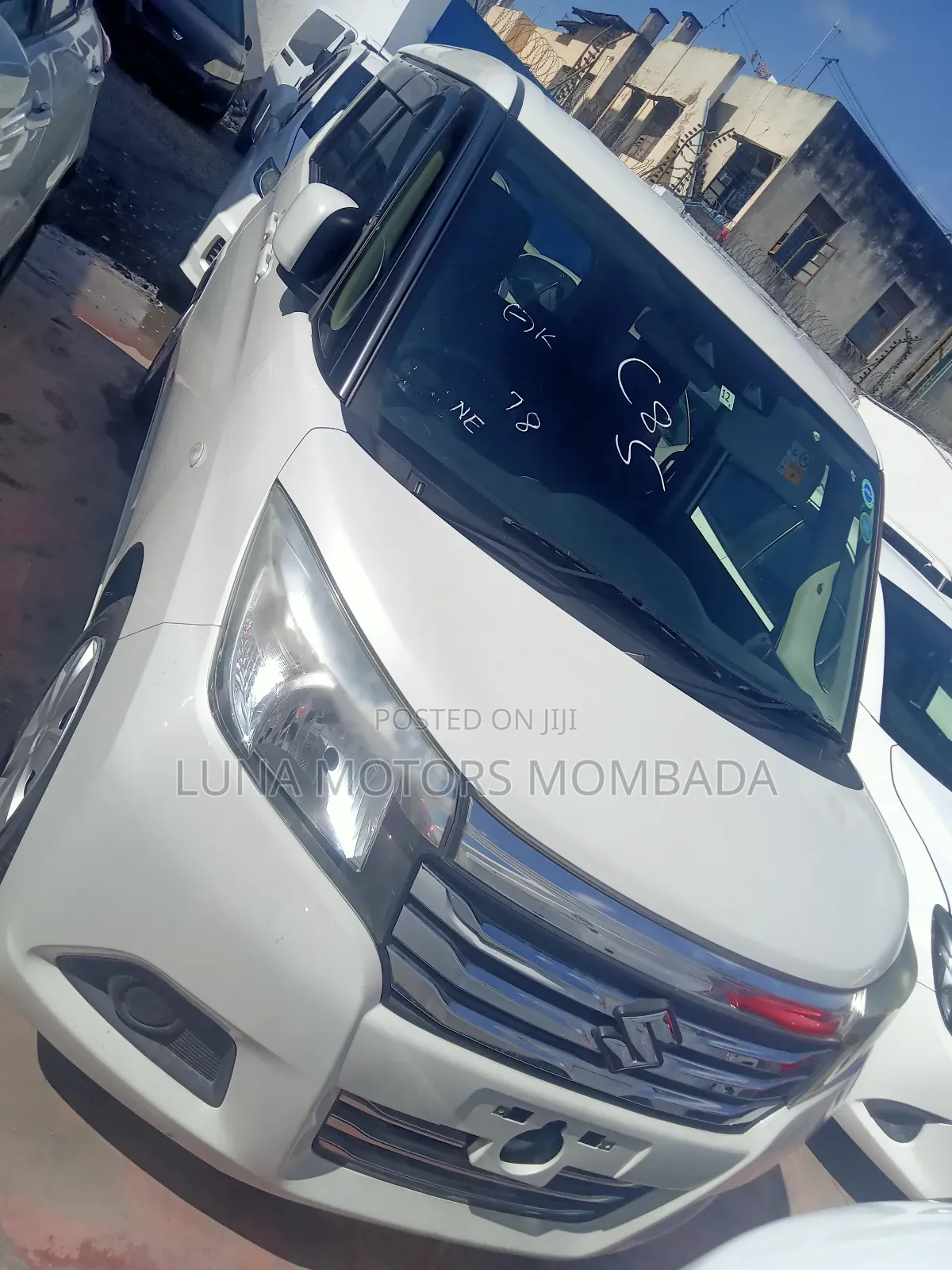 Suzuki Solio 2018 White