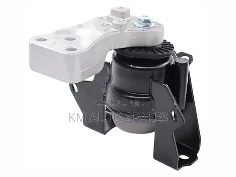 Mitsubishi Mirage Engine Mount.