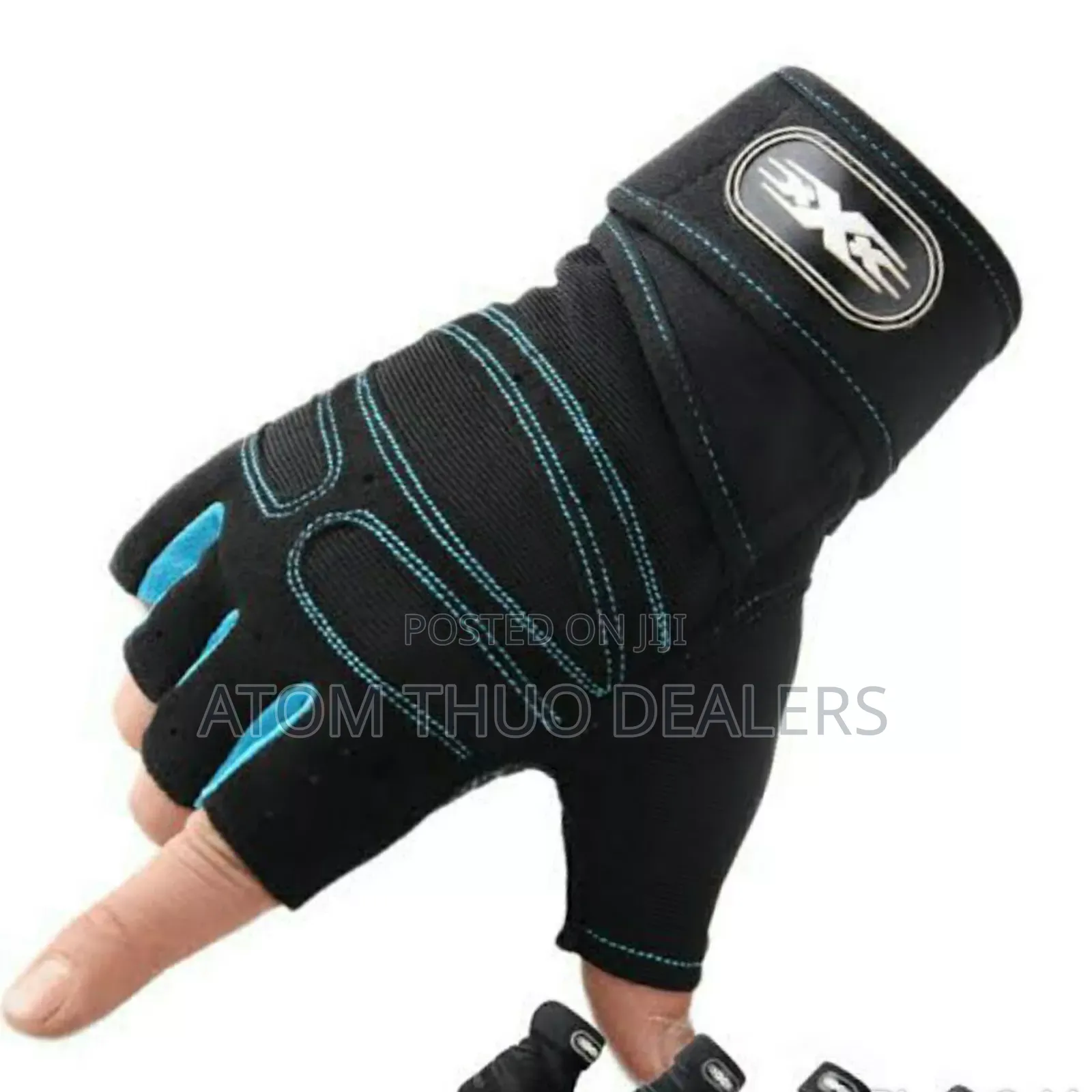 Gym Gloves
Large/
Medium/
Xl