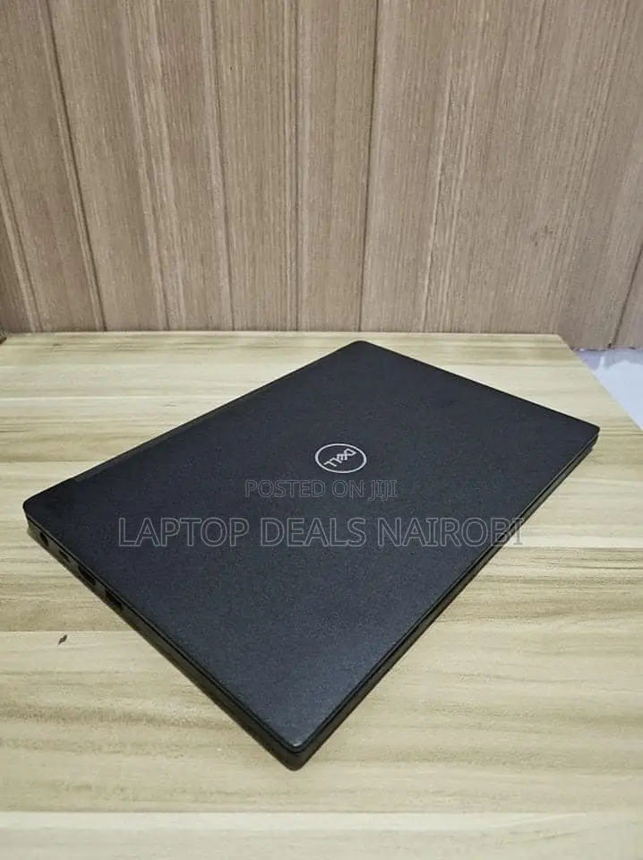 Laptop Dell Latitude 7390 4GB Intel Core I5 SSD 256GB