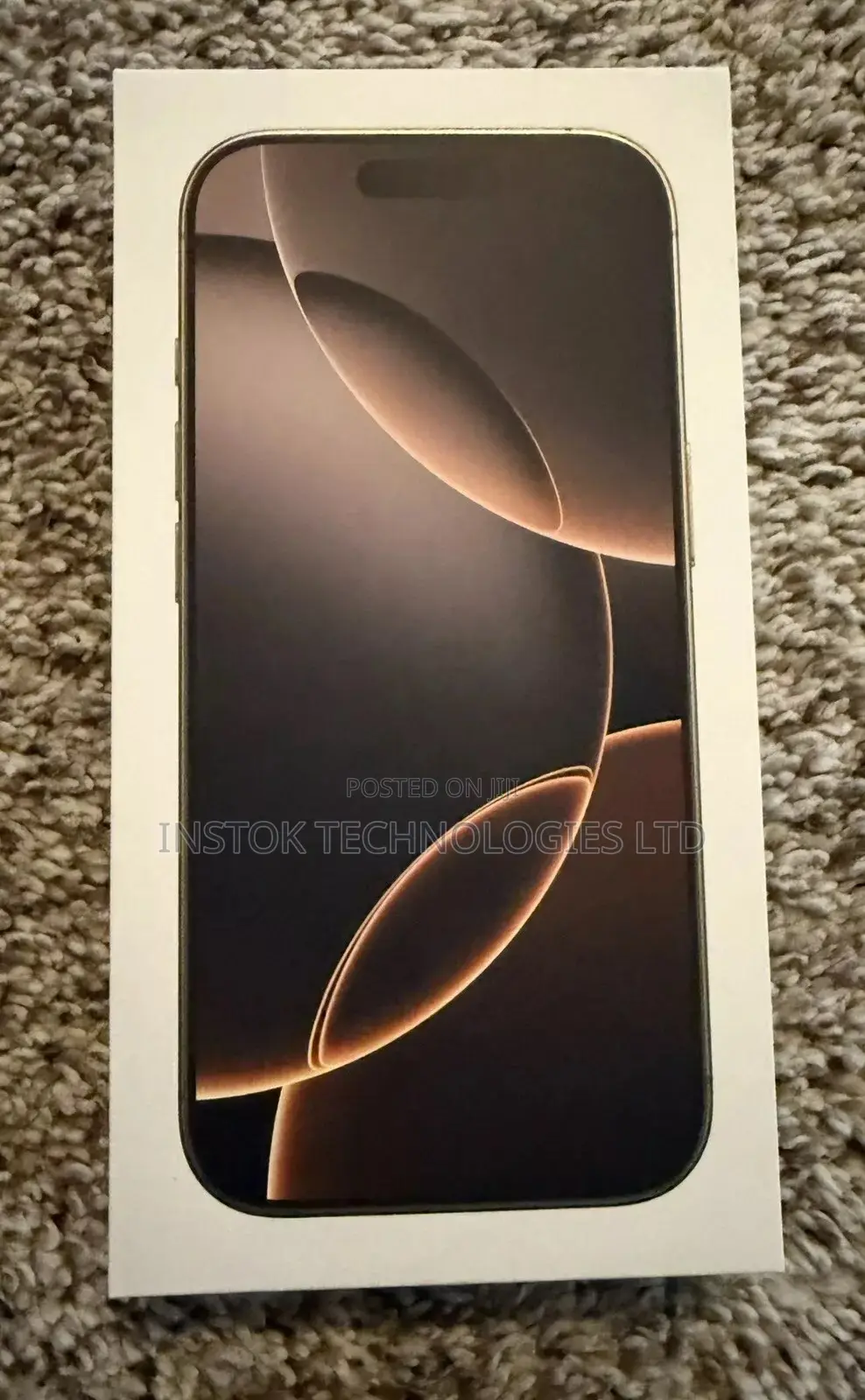 New Apple iPhone 16 Pro Max 256 GB Gold