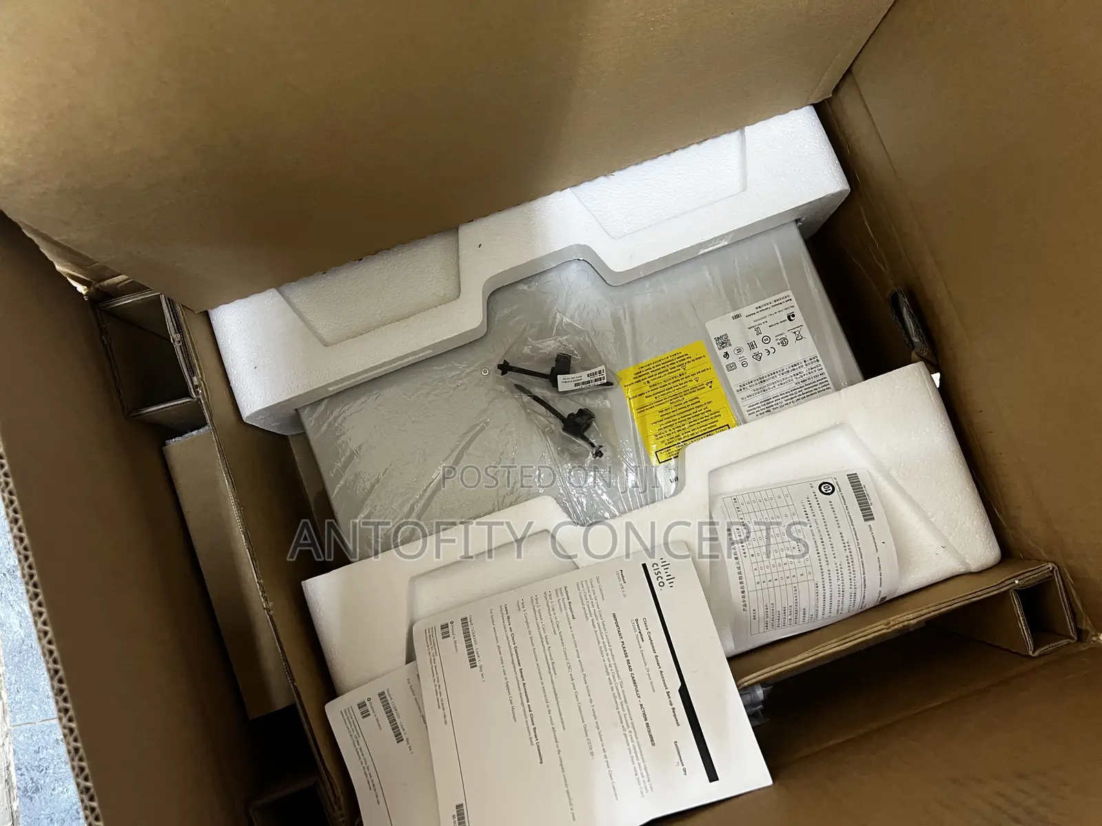Cisco C9200l 24p-4x-a Catalyst 24-Port Poe+ Switch, 4 X 10g,